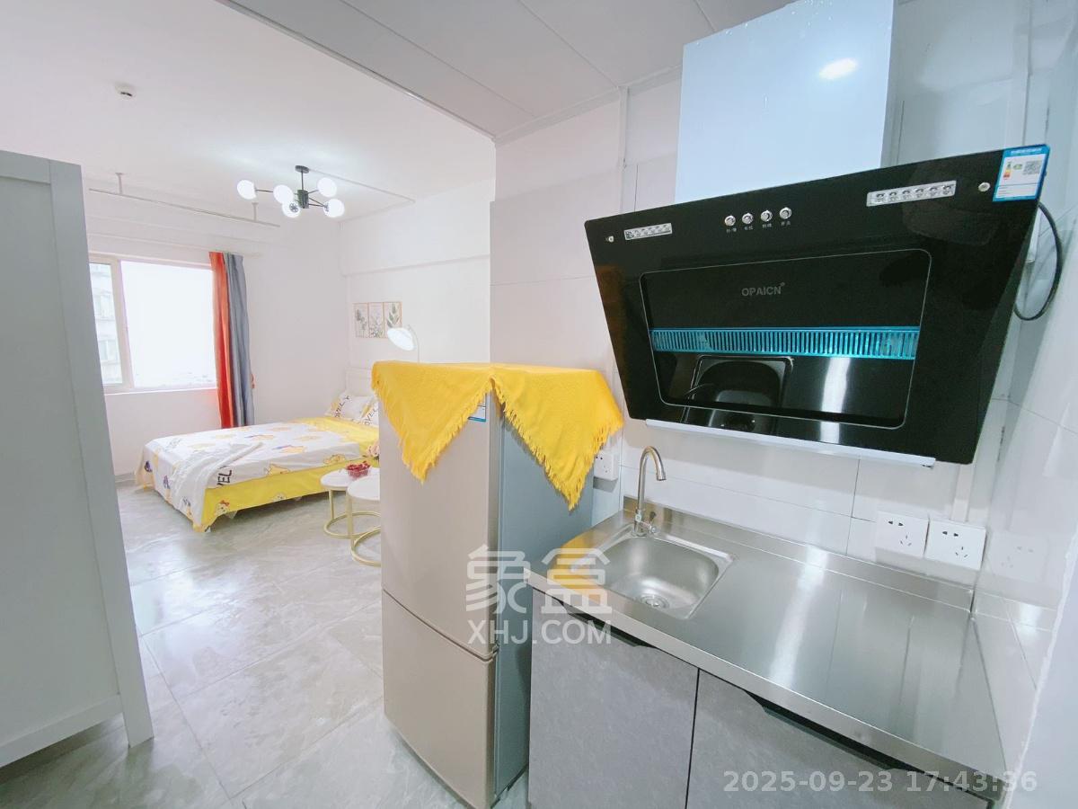 碧桂园印象  1室0厅0卫    1500.0元/月室内图