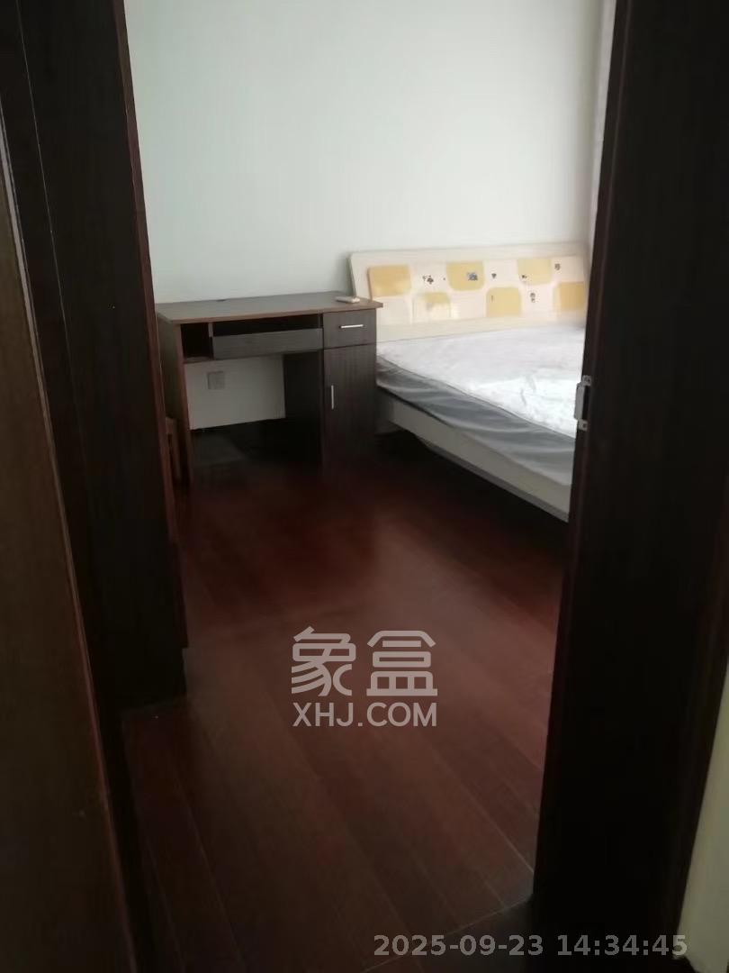 星典时代  3室2厅1卫    2400.0元/月室内图