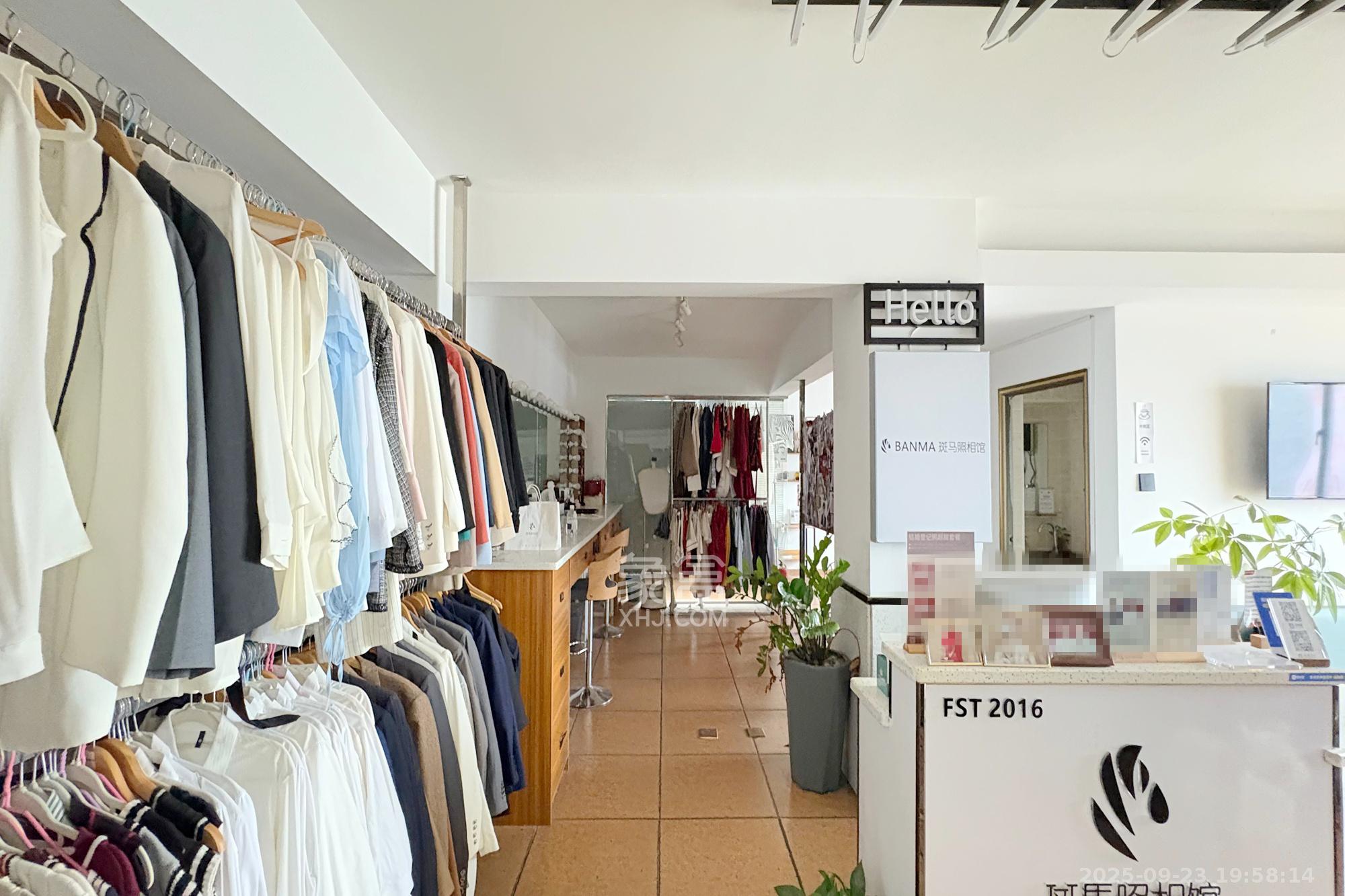 君临国际 2室2厅1卫 117.0万 君临国际 2室2厅1卫 117.0万卧室