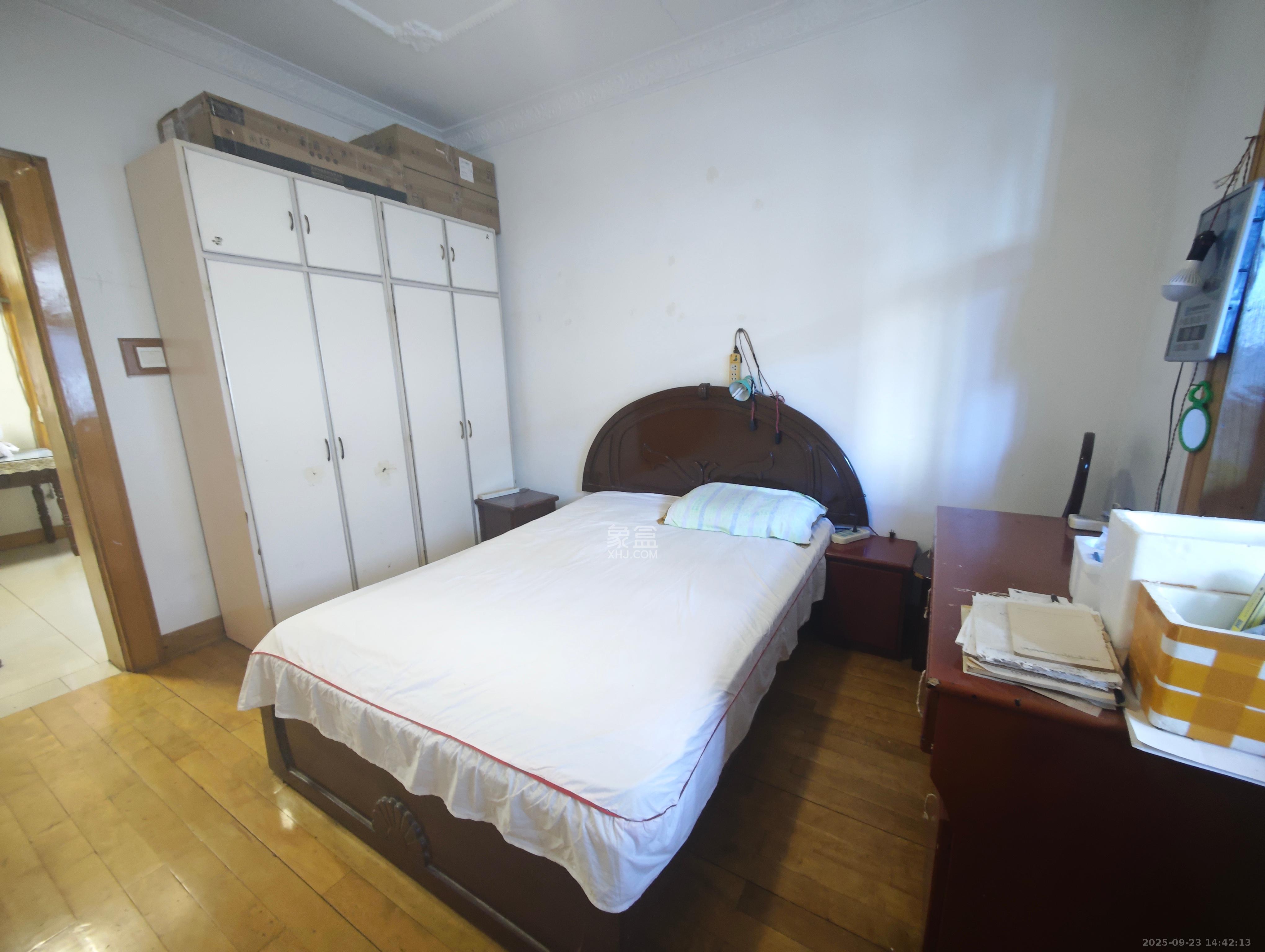 地勘佳苑 2室2厅1卫 800.0元/月 地勘佳苑 2室2厅1卫 800.0元/月室内图