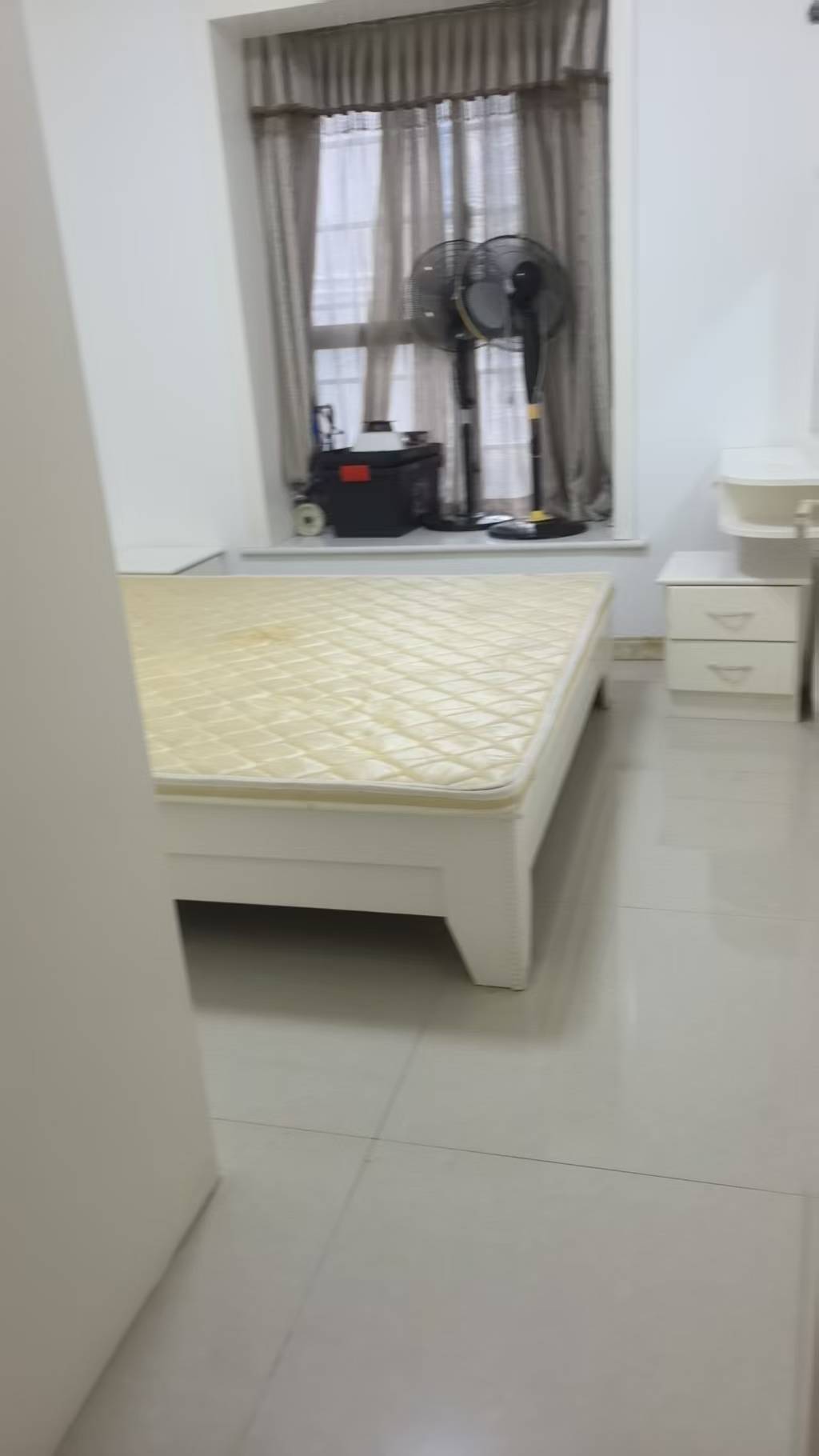 华剑首郡+五江珑悦 4室2厅2卫 73.8万 华剑首郡+五江珑悦 4室2厅2卫 73.8万客厅