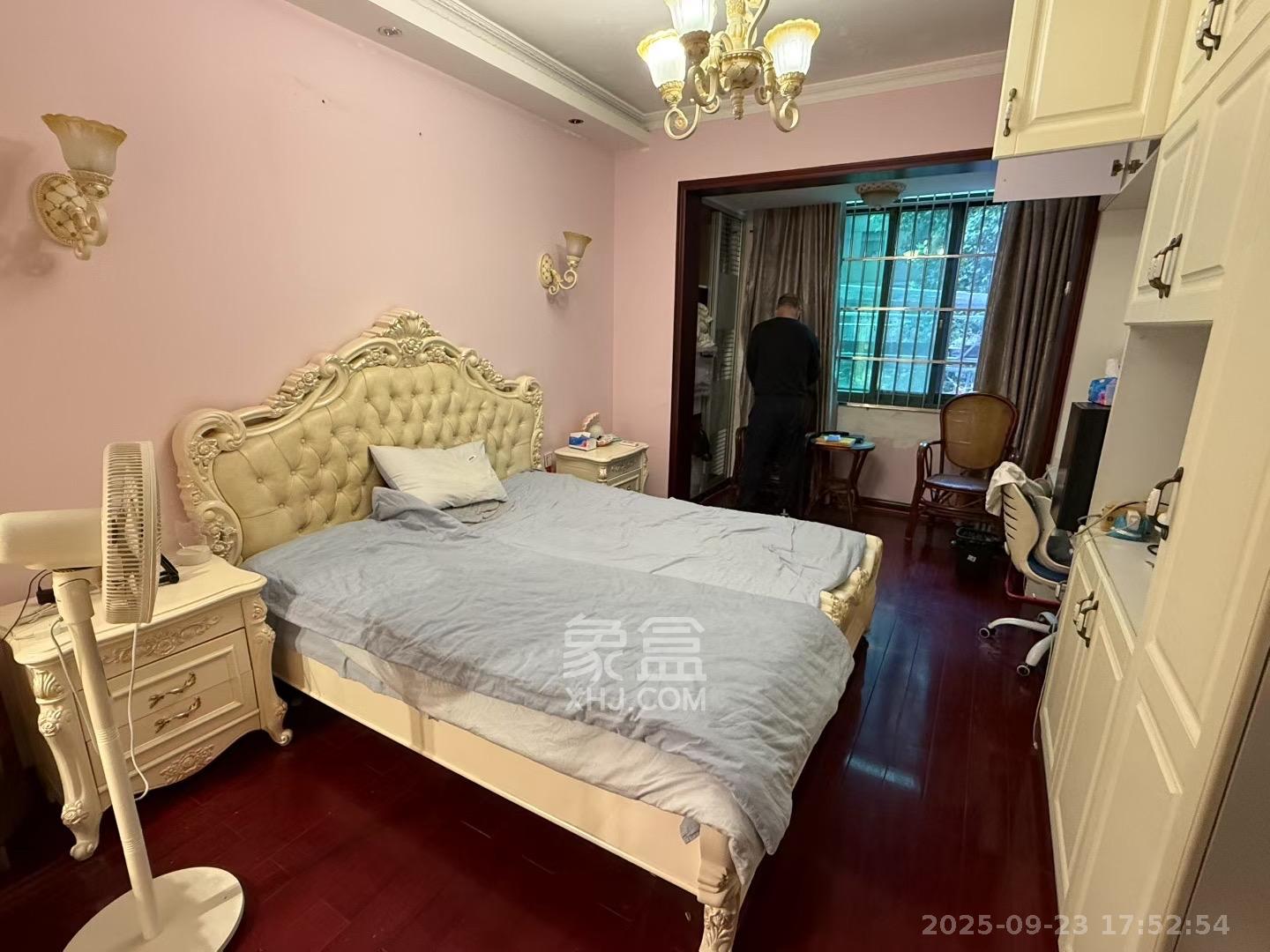 新塘垅小区(高桥物流园) 2室1厅1卫 2500.0元/月 新塘垅小区(高桥物流园) 2室1厅1卫 2500.0元/月室内图