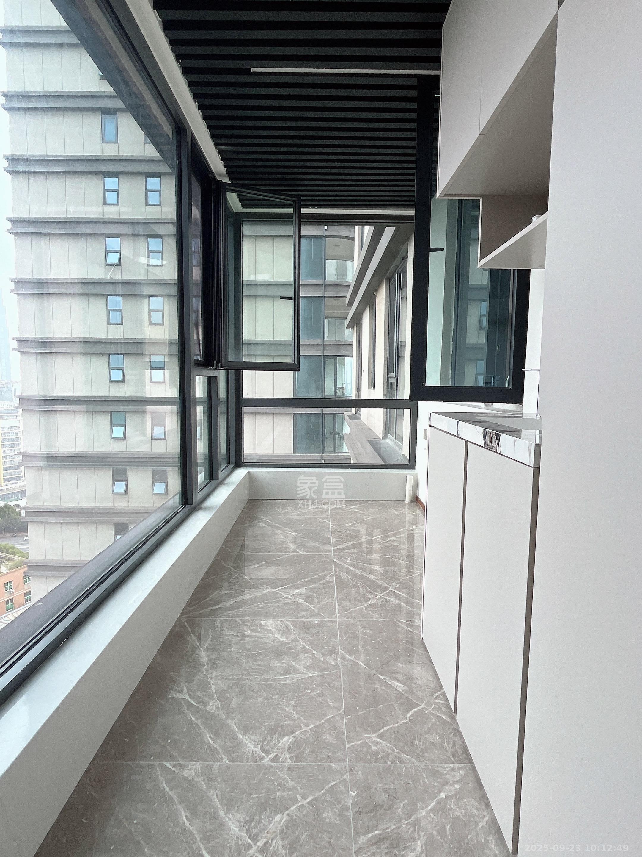 江山印 5室2厅3卫 24800.0元/月 江山印 5室2厅3卫 24800.0元/月室内图