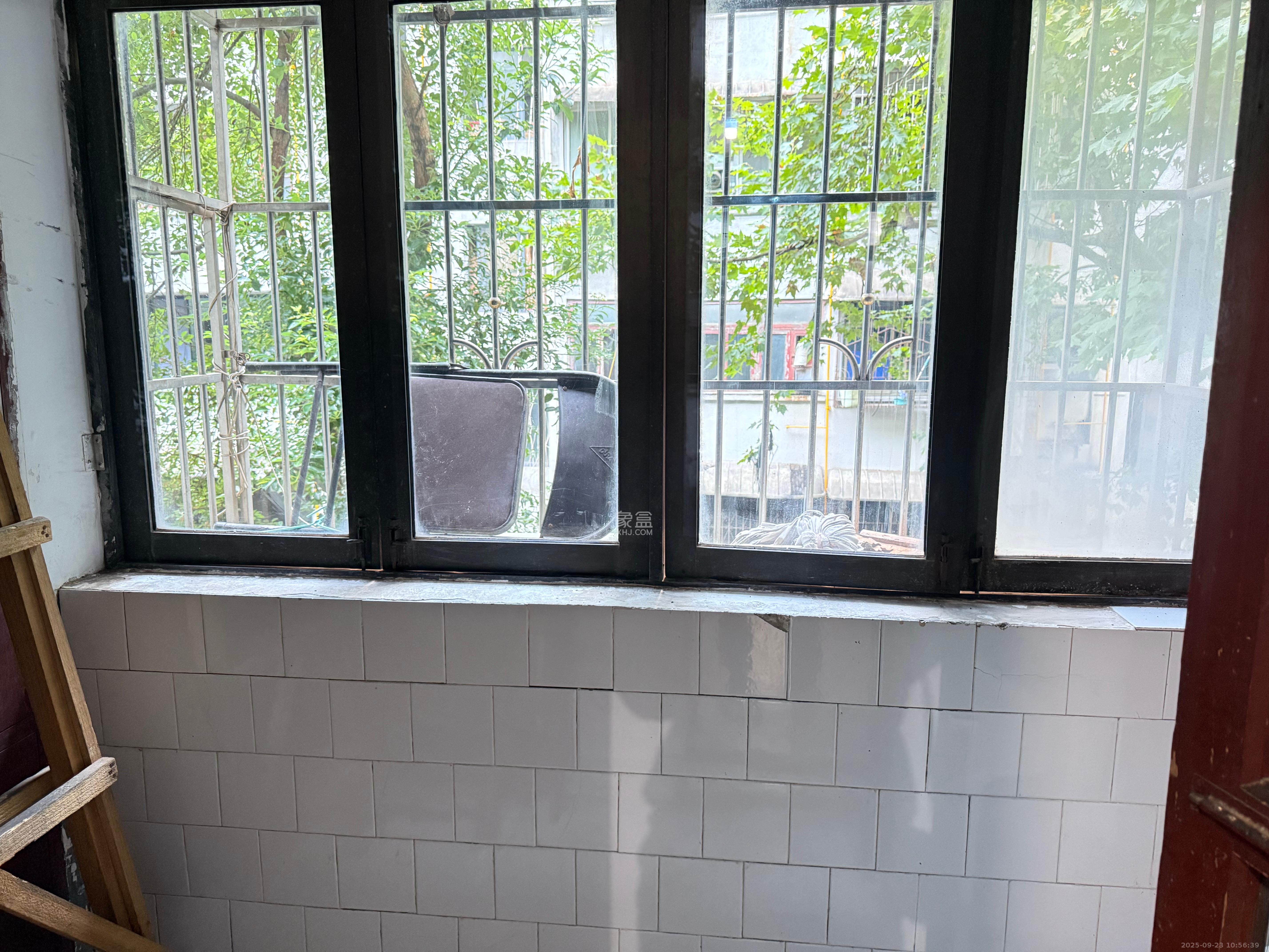 百善台小区  2室1厅1卫    1100.0元/月室内图