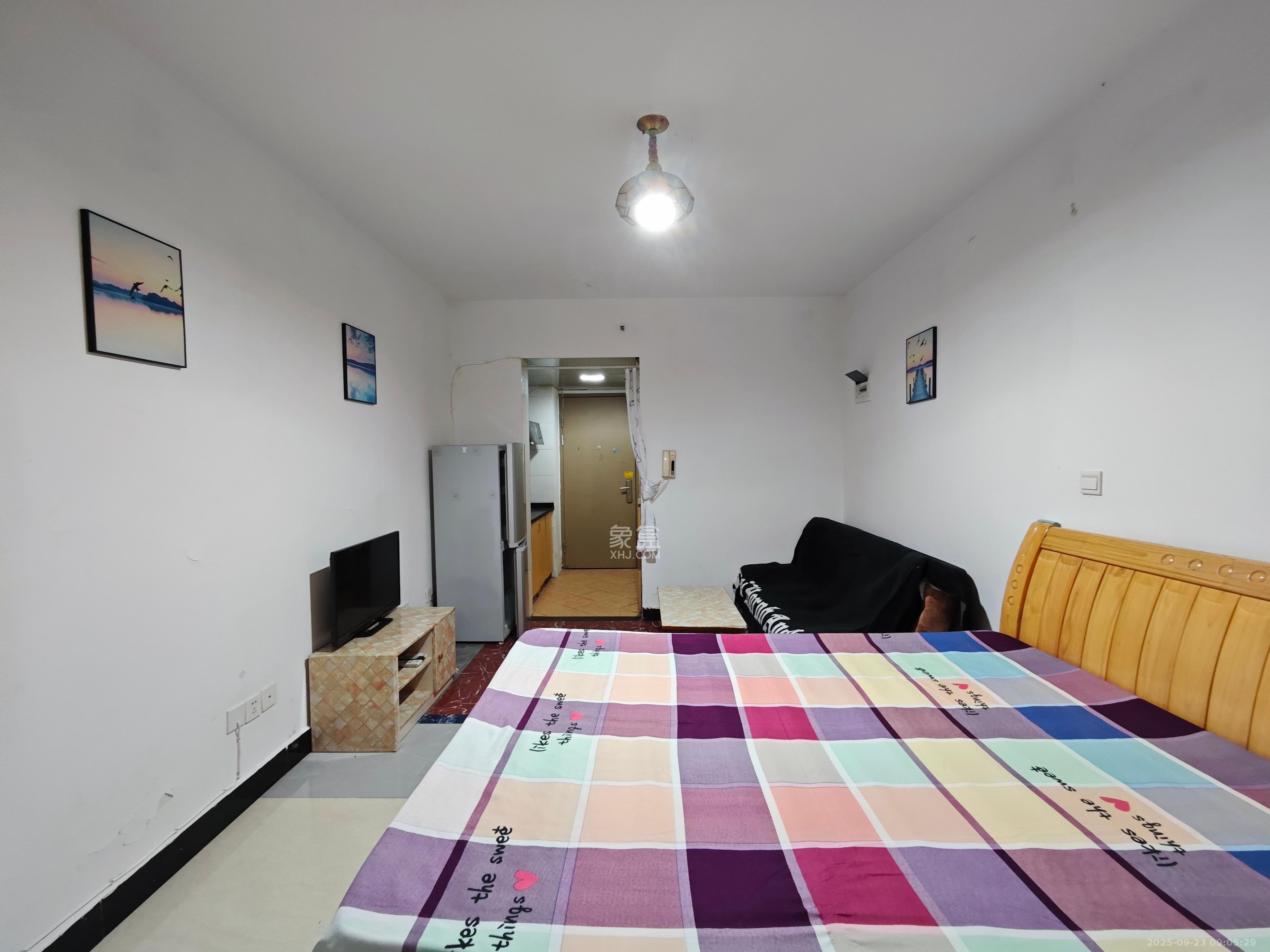 万科金色家园 1室1厅1卫 1200.0元/月 万科金色家园 1室1厅1卫 1200.0元/月室内图