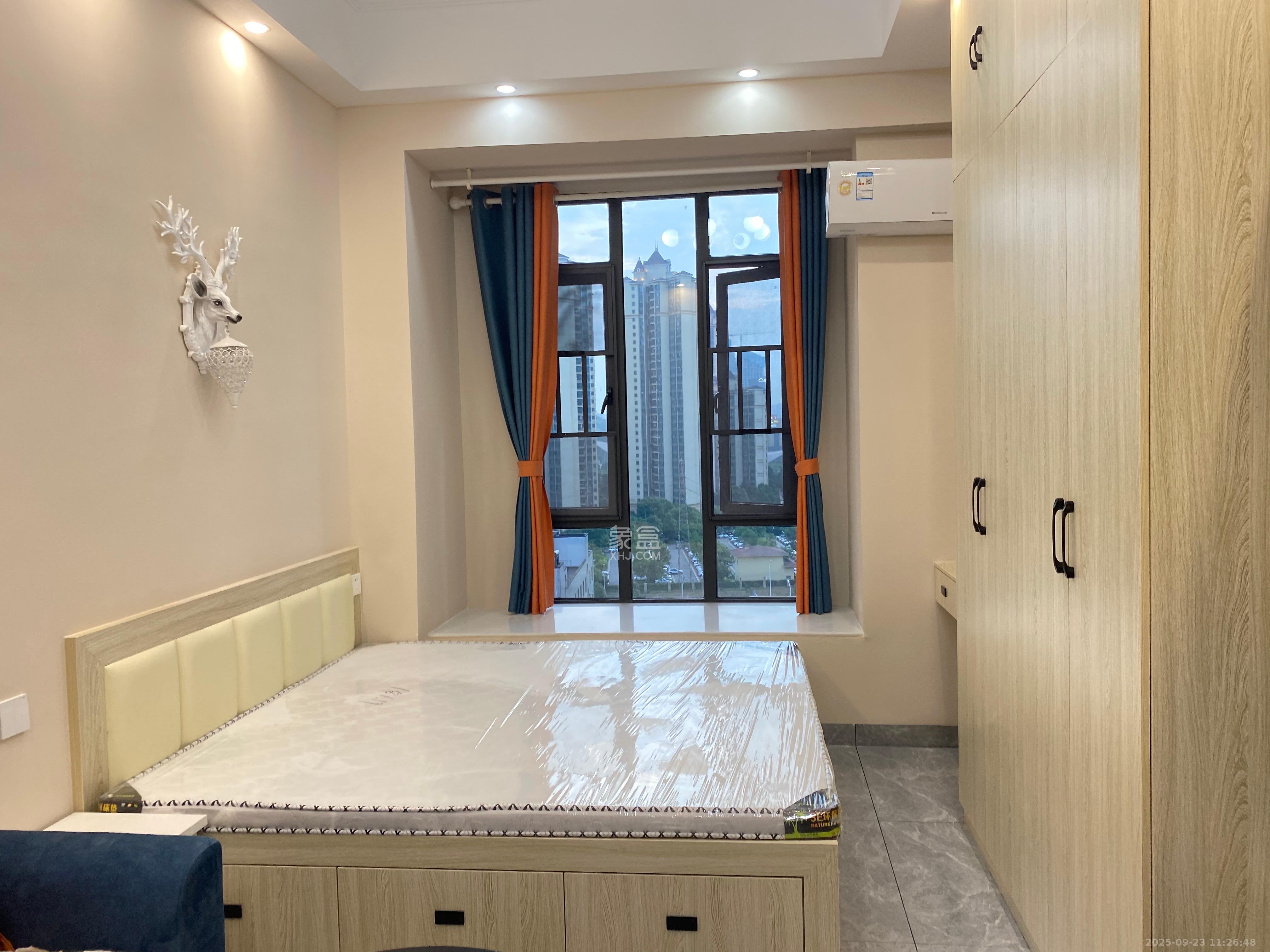 长沙高铁吾悦广场 1室1厅1卫 1700.0元/月 长沙高铁吾悦广场 1室1厅1卫 1700.0元/月室内图