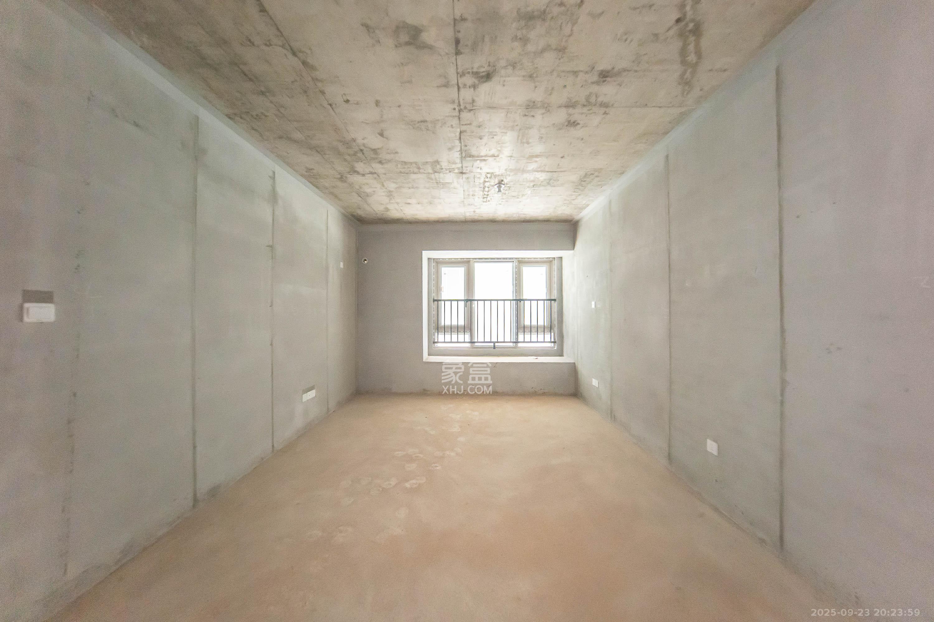 金茂长沙国际社区 6室3厅3卫 268.0万 金茂长沙国际社区 6室3厅3卫 268.0万卧室