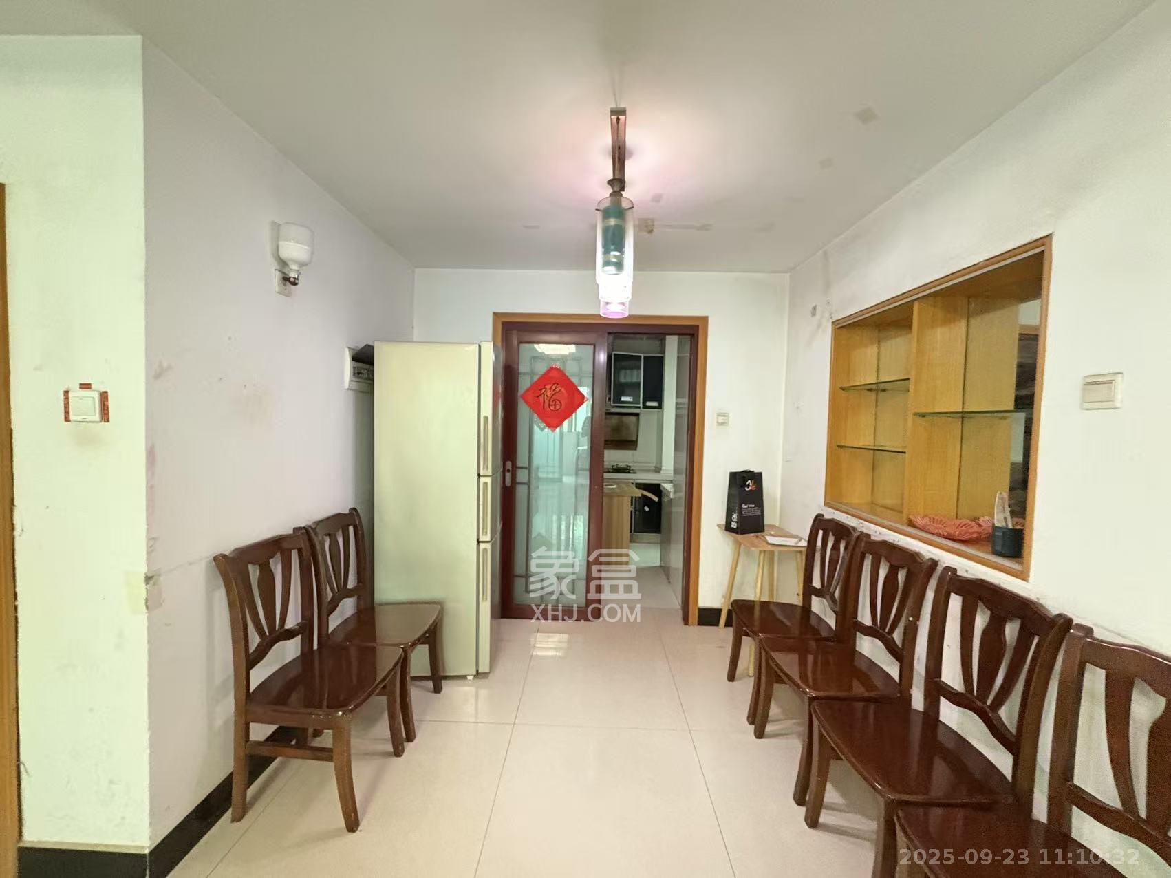 咸嘉新村嘉和苑 2室2厅1卫 2200.0元/月 咸嘉新村嘉和苑 2室2厅1卫 2200.0元/月室内图