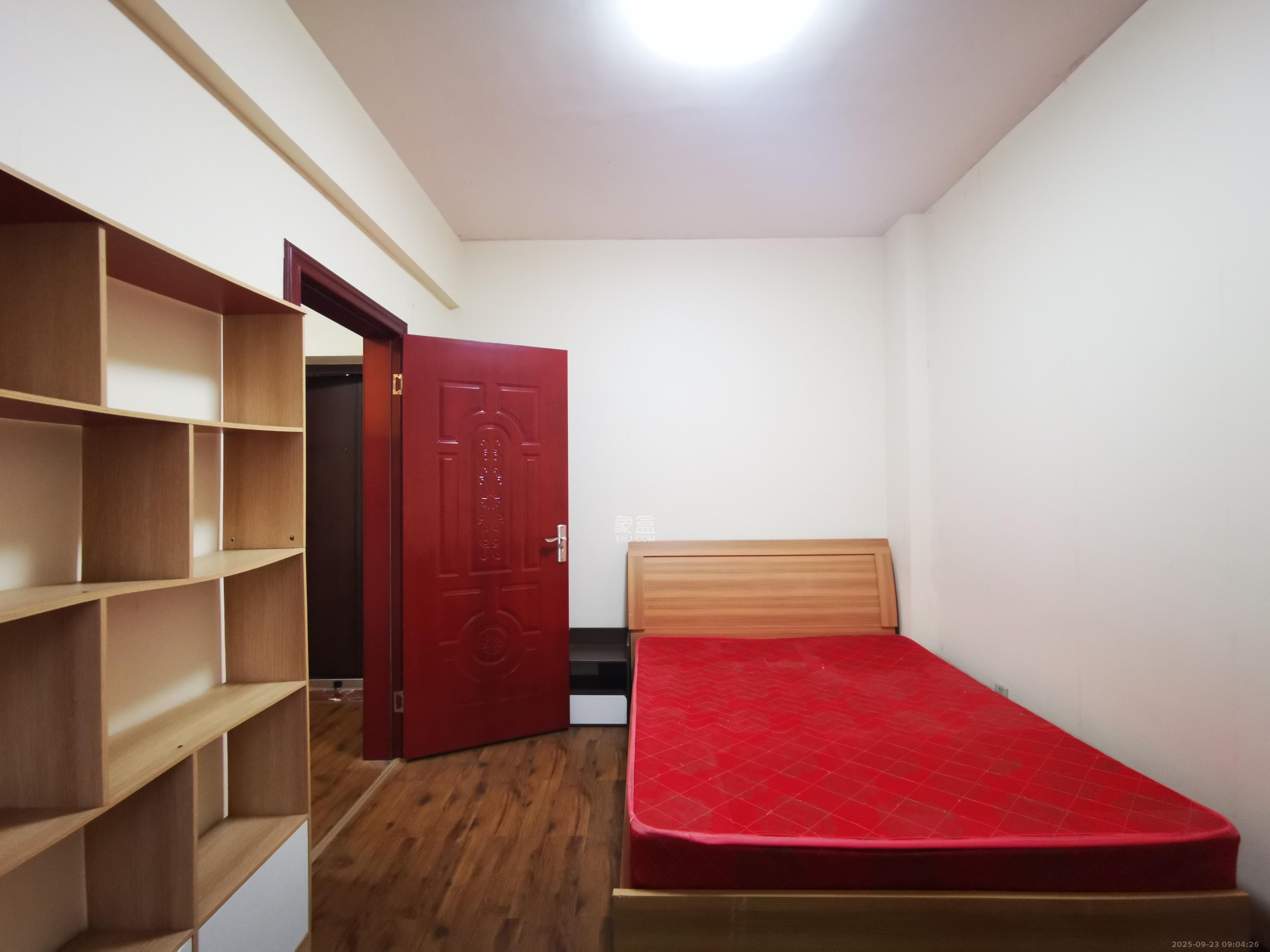 保利麓谷林语A区 2室2厅1卫 2100.0元/月 保利麓谷林语A区 2室2厅1卫 2100.0元/月室内图