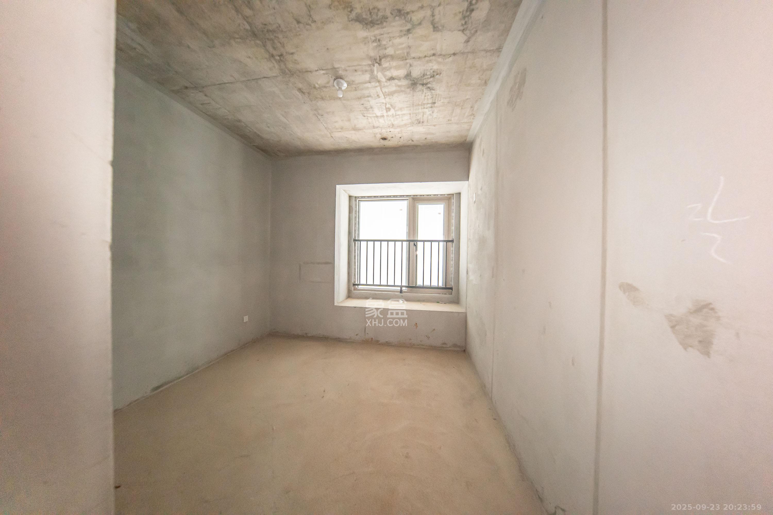 金茂长沙国际社区 6室3厅3卫 268.0万 金茂长沙国际社区 6室3厅3卫 268.0万卧室