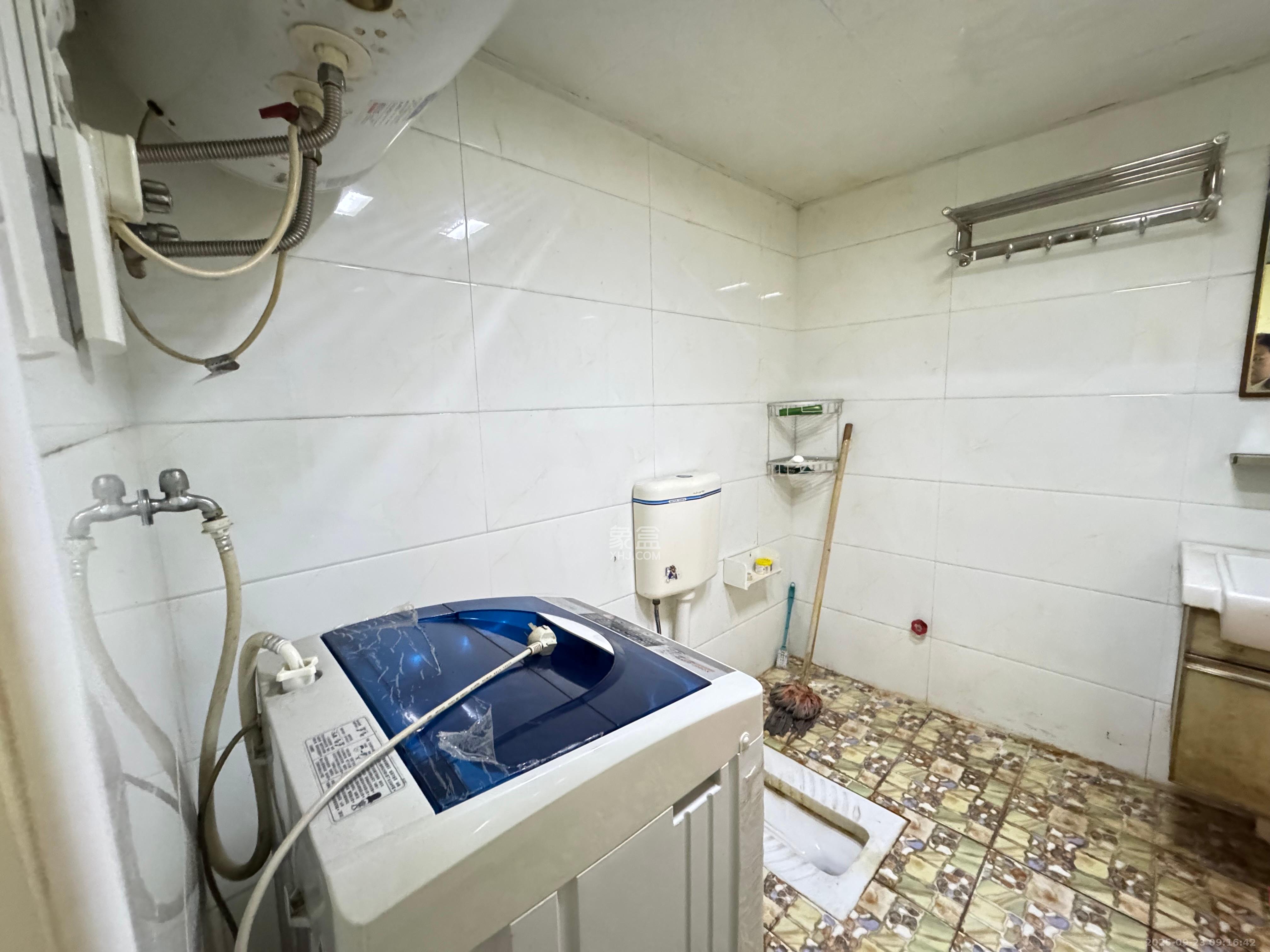 御湖国际 1室1厅1卫 800.0元/月 御湖国际 1室1厅1卫 800.0元/月室内图