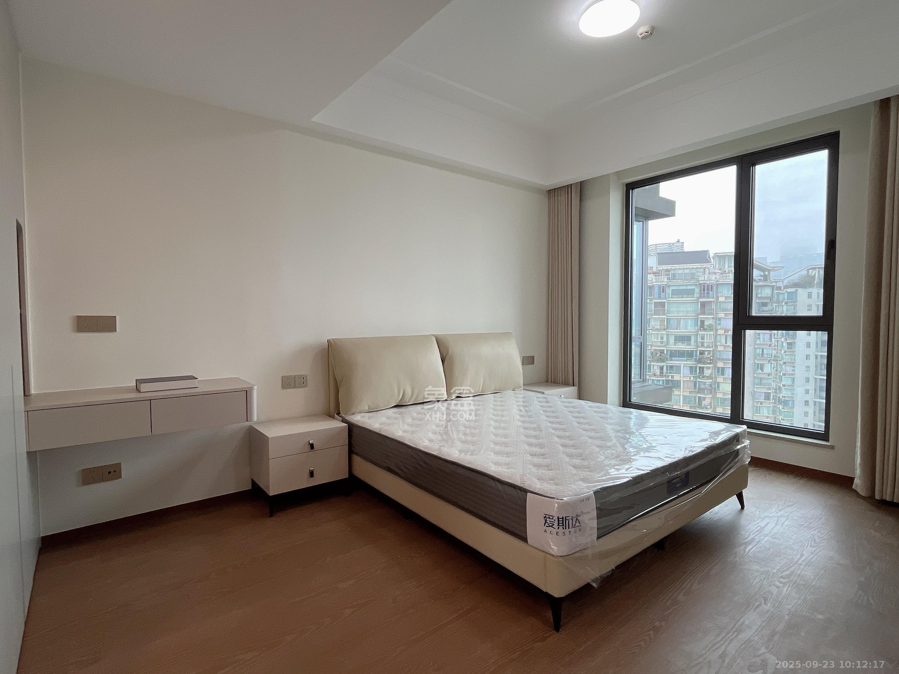 江山印 5室2厅3卫 24800.0元/月 江山印 5室2厅3卫 24800.0元/月室内图