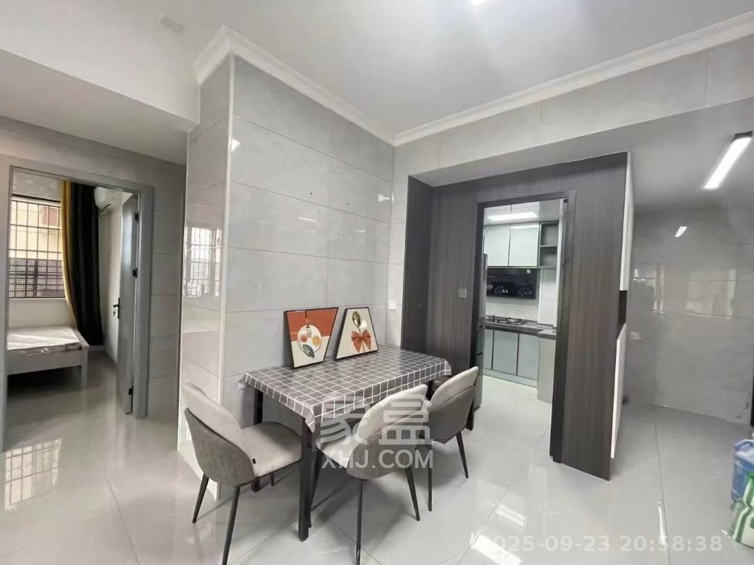 长房明宸府 1室0厅0卫 2500.0元/月 长房明宸府 1室0厅0卫 2500.0元/月室内图