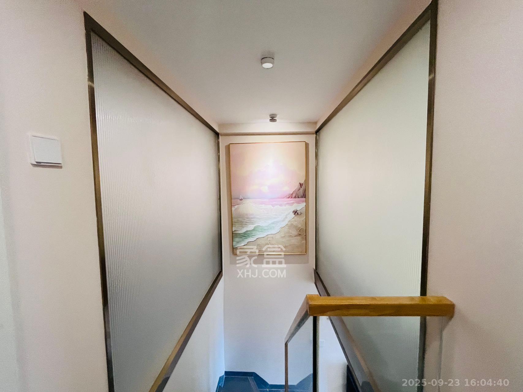 卓越中寰 2室1厅1卫 2800.0元/月 卓越中寰 2室1厅1卫 2800.0元/月室内图