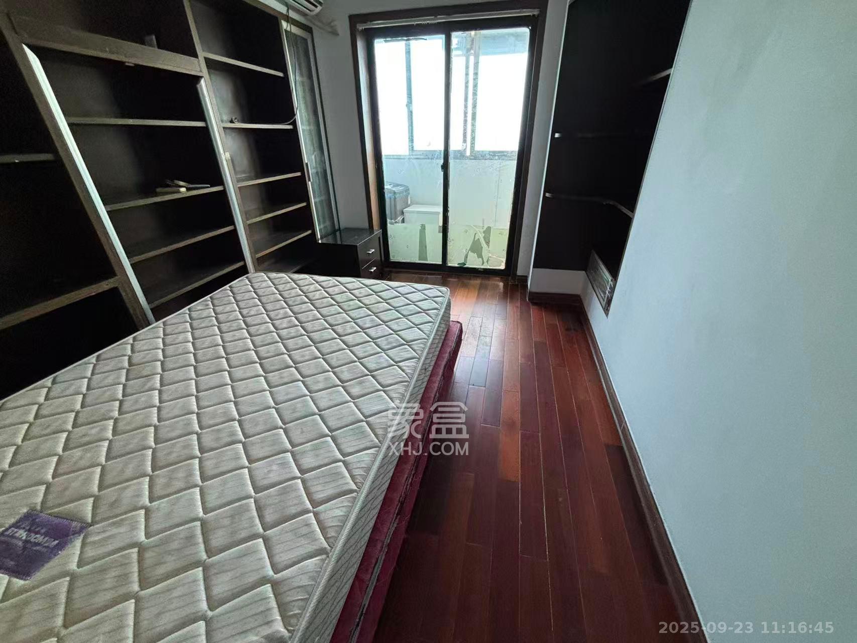 香格里嘉园 3室1厅2卫 2800.0元/月 香格里嘉园 3室1厅2卫 2800.0元/月室内图