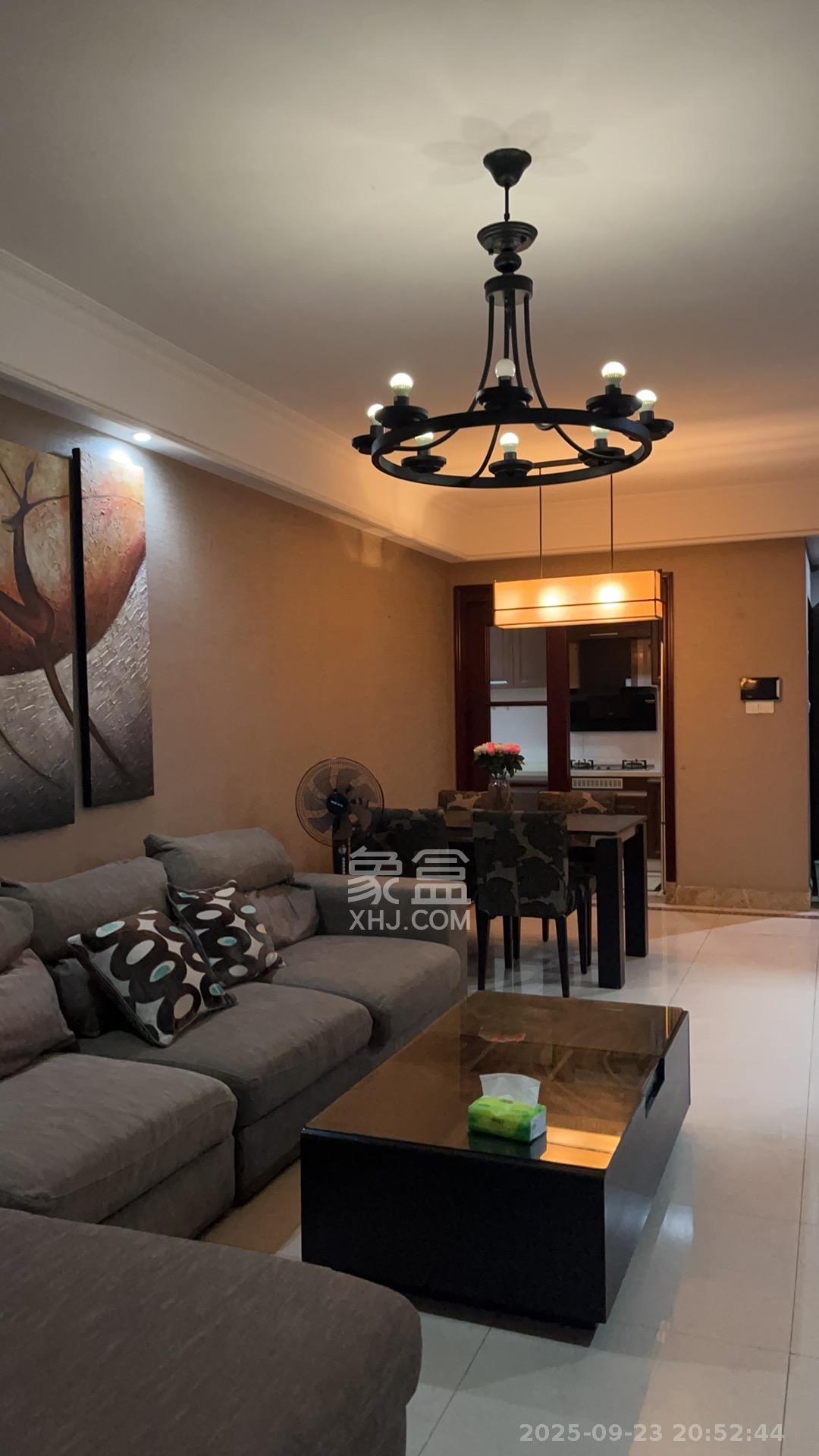 中海国际一期 3室2厅1卫 2400.0元/月 中海国际一期 3室2厅1卫 2400.0元/月室内图