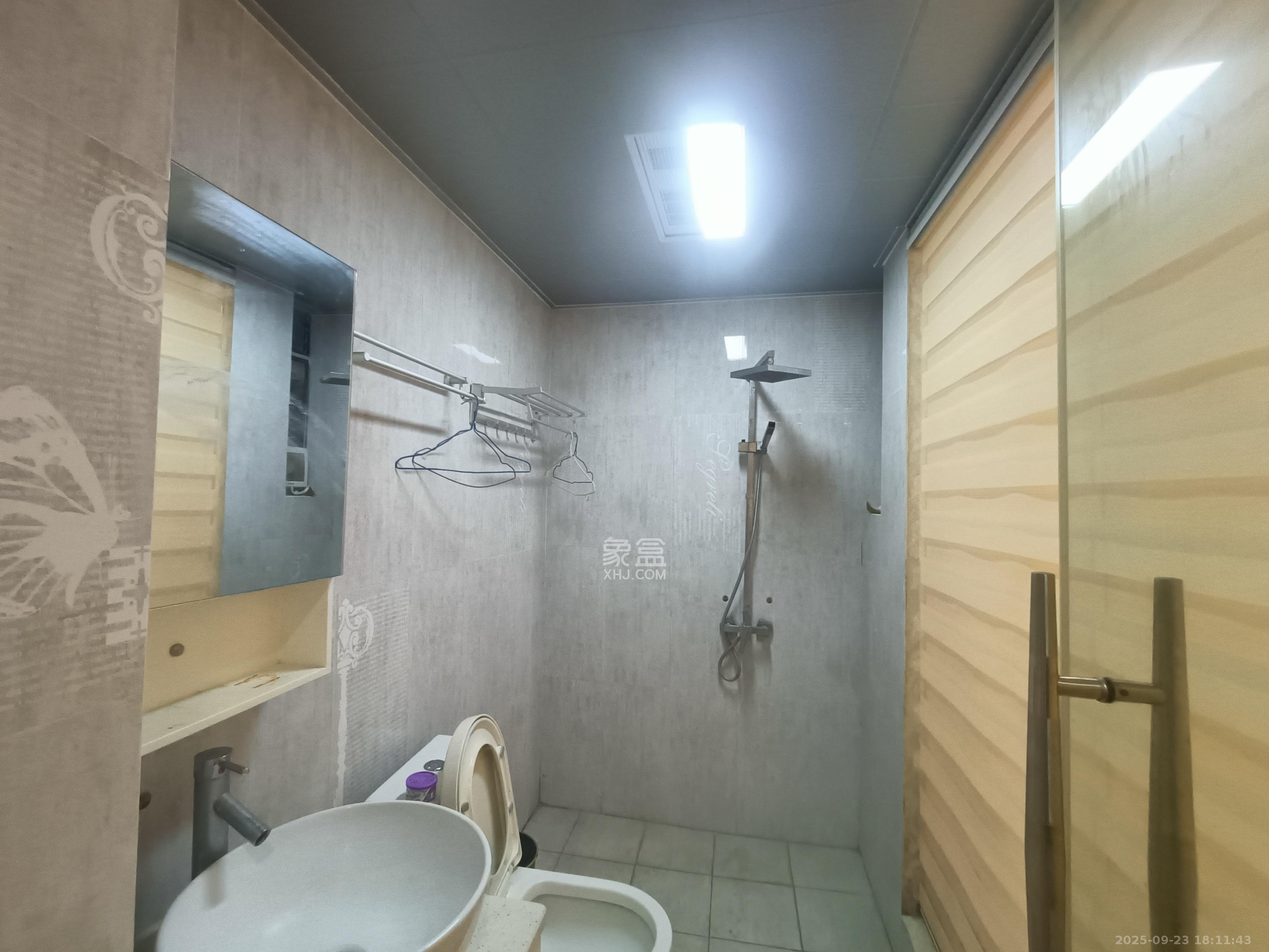 泰禹云开壹品  4室2厅2卫    2800.0元/月室内图