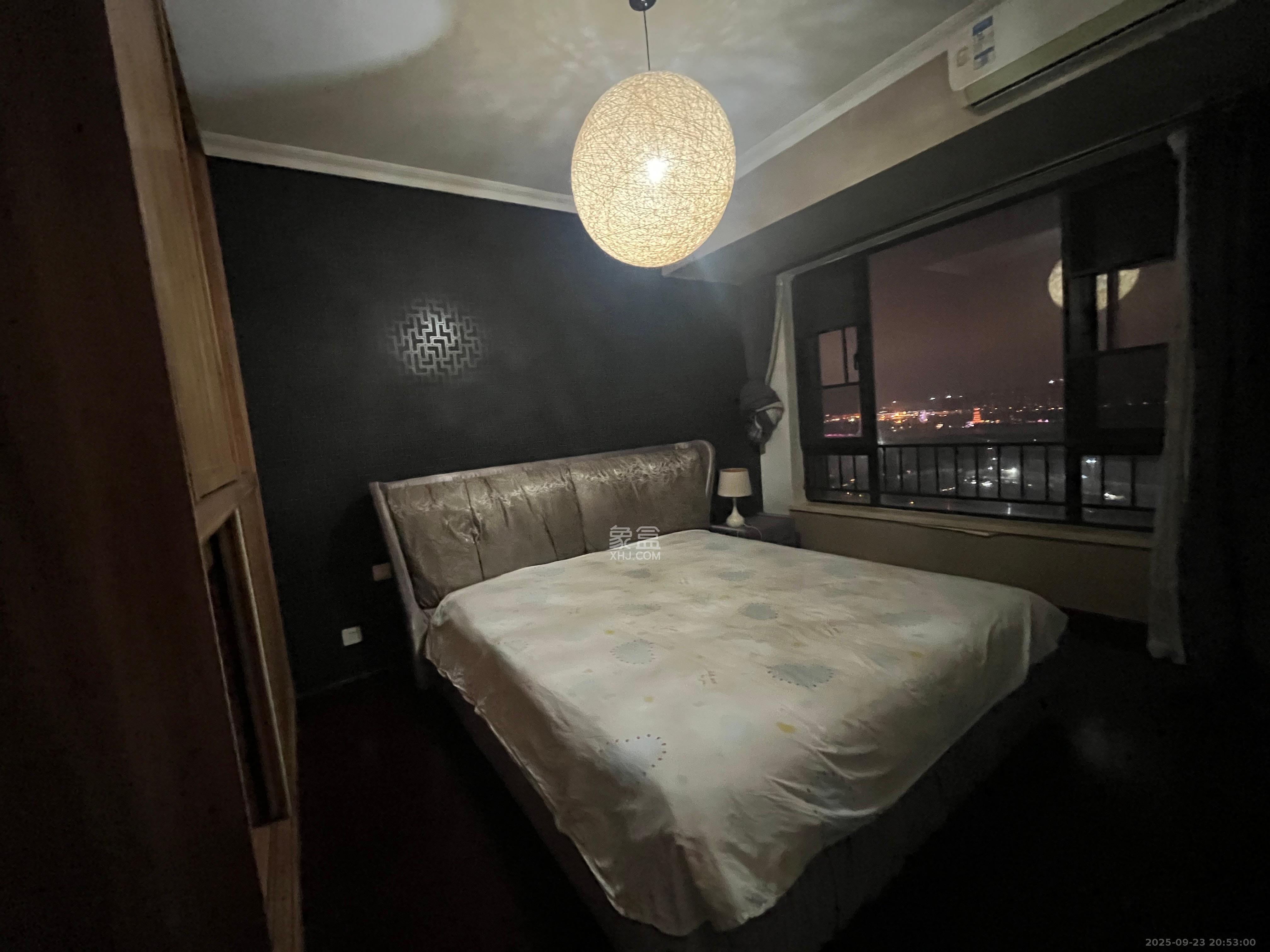 中海国际一期 3室2厅1卫 2400.0元/月 中海国际一期 3室2厅1卫 2400.0元/月室内图