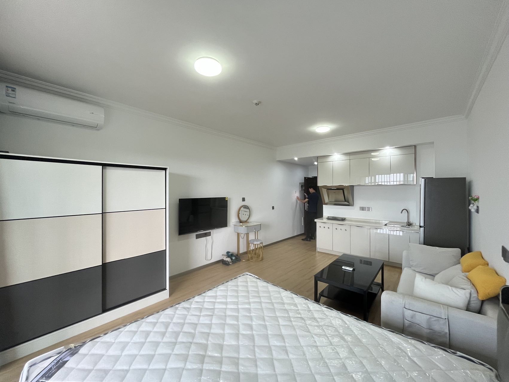 和谐家园(锦和广场) 1室0厅1卫 2500.0元/月 和谐家园(锦和广场) 1室0厅1卫 2500.0元/月室内图