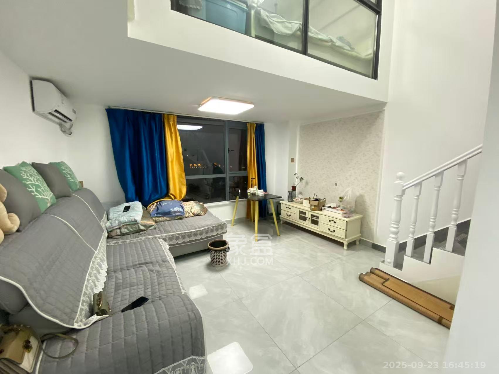 荣盛花语书苑 2室1厅1卫 2300.0元/月 荣盛花语书苑 2室1厅1卫 2300.0元/月室内图