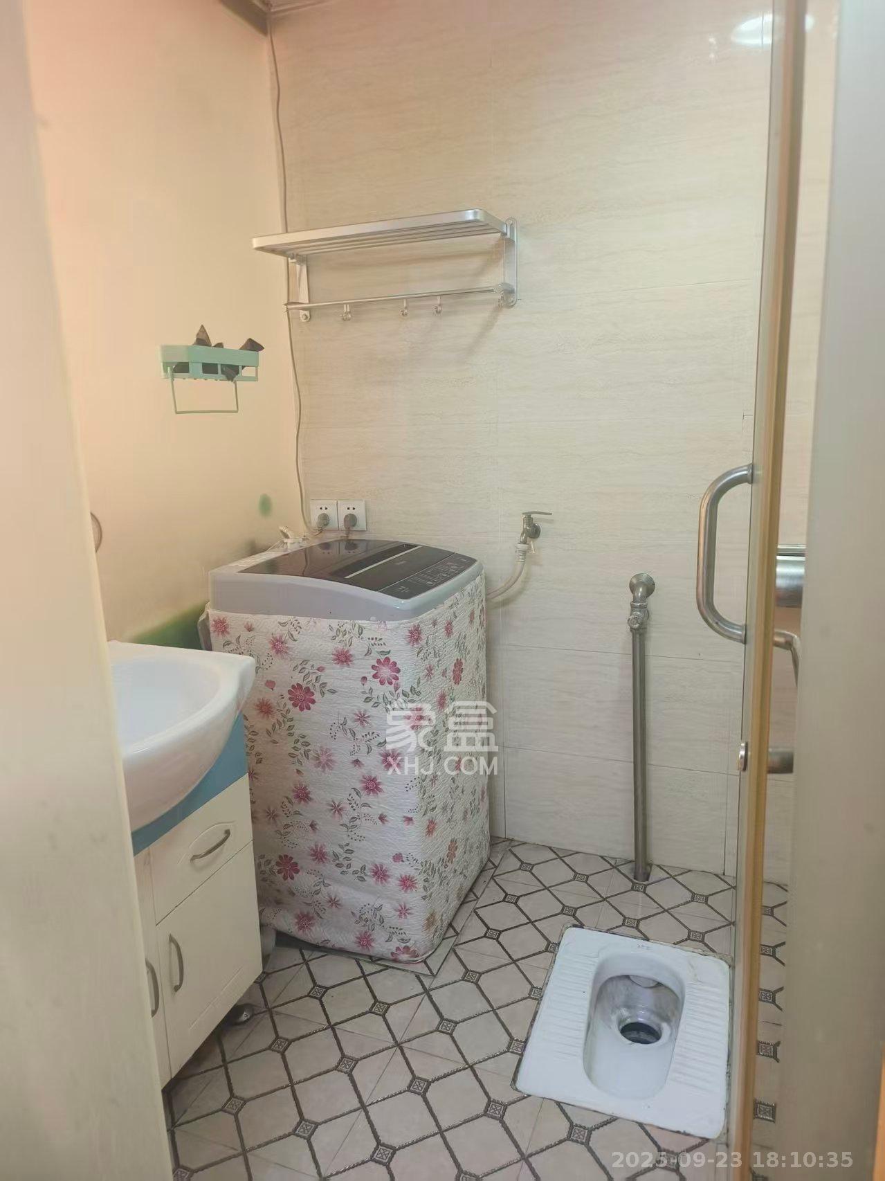 新长海广场 1室1厅1卫 1200.0元/月 新长海广场 1室1厅1卫 1200.0元/月室内图