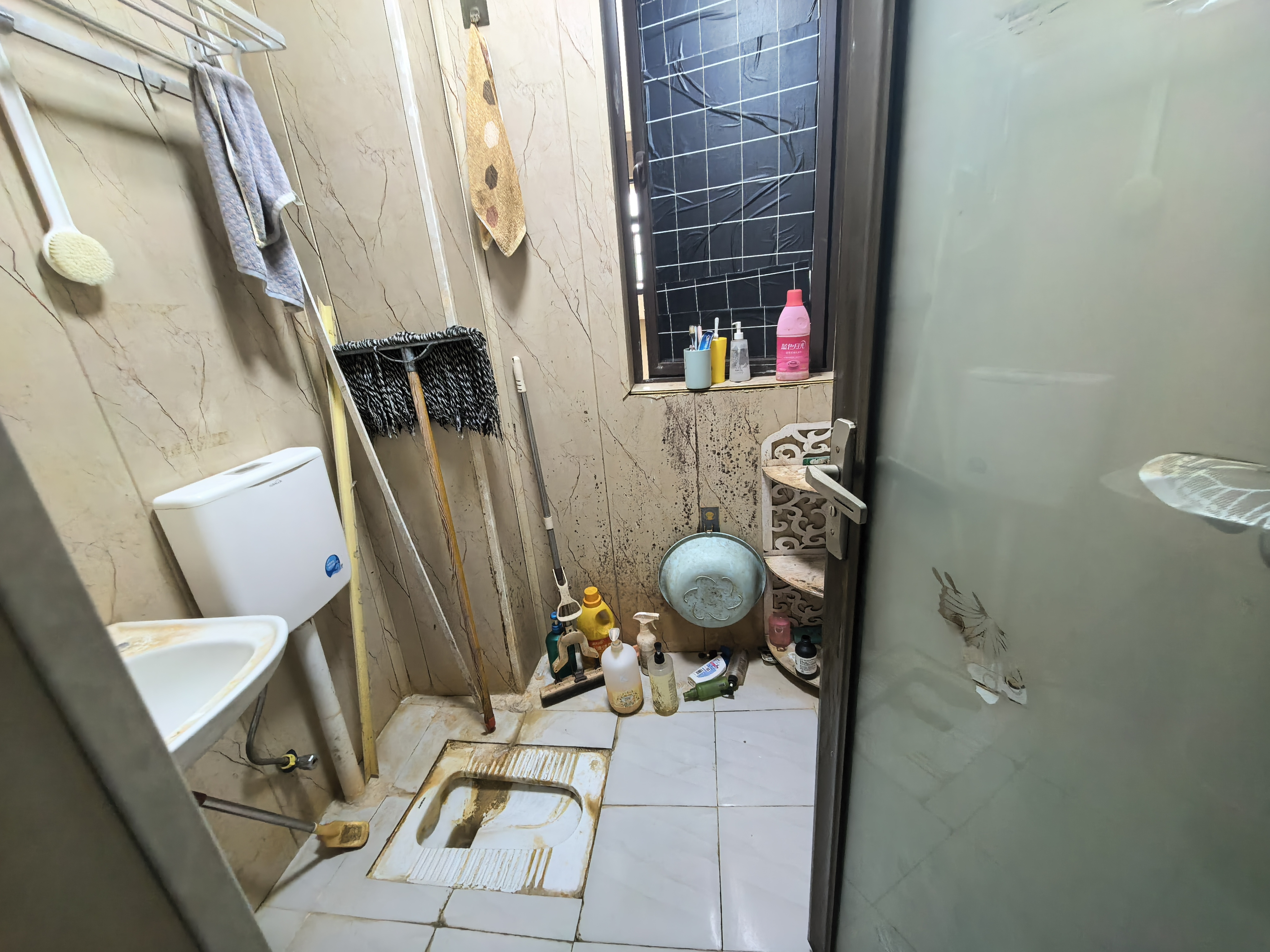 华润置地广场二期 3室2厅2卫 2000.0元/月 华润置地广场二期 3室2厅2卫 2000.0元/月户型图