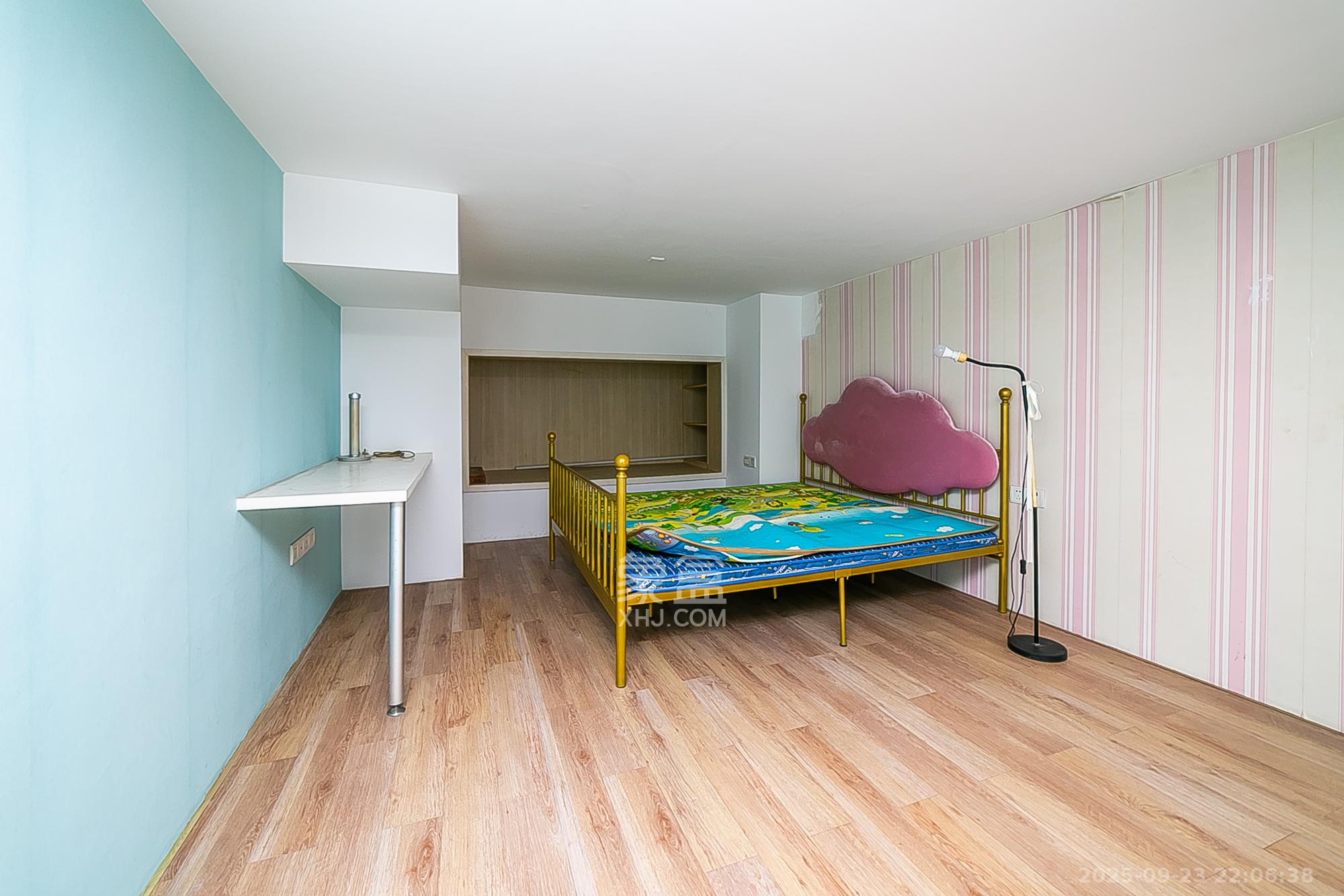 他城（天鸿时代公寓）  1室1厅1卫    28.0万卧室