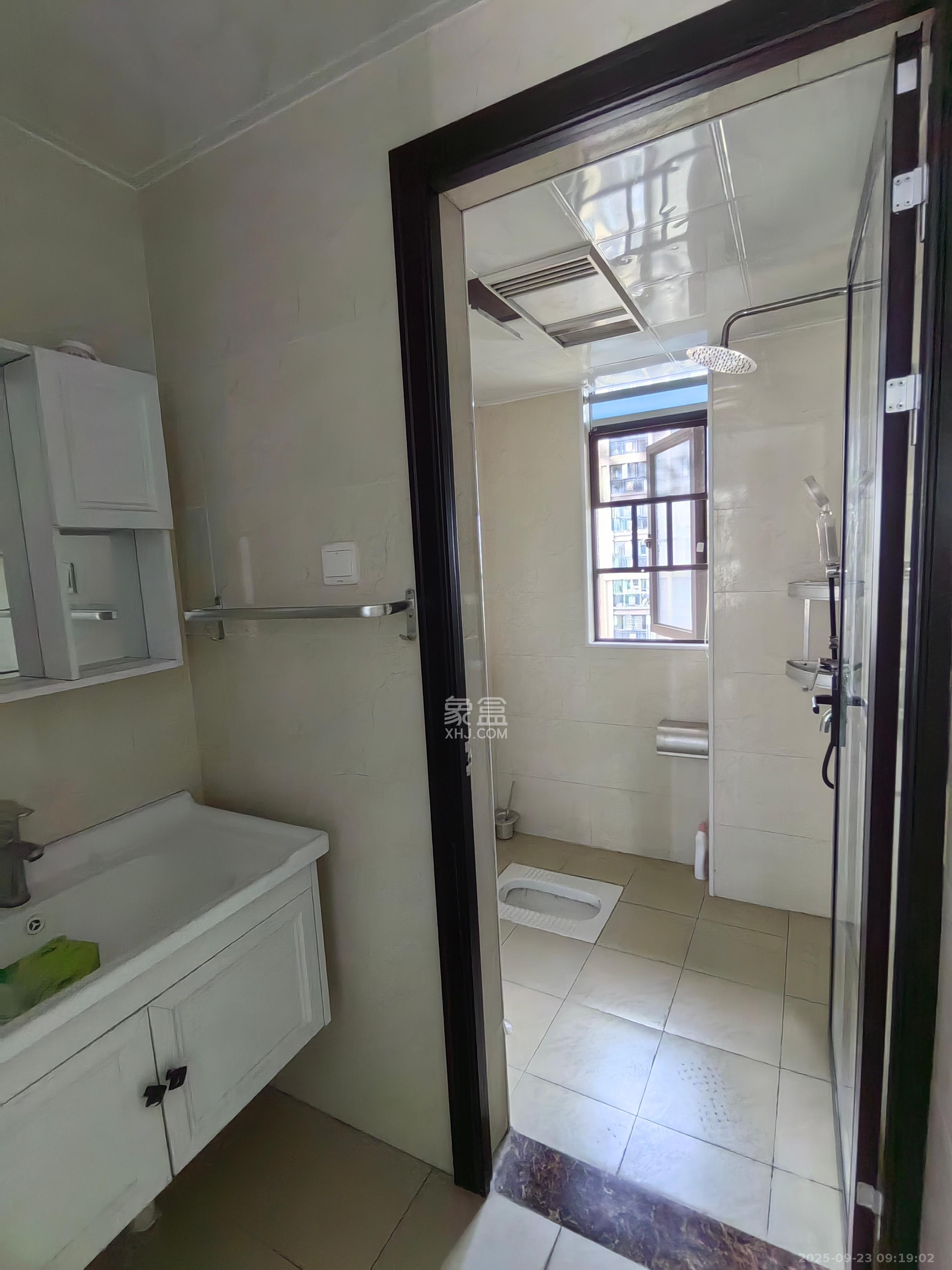 南城印象  1室0厅0卫    2400.0元/月室内图