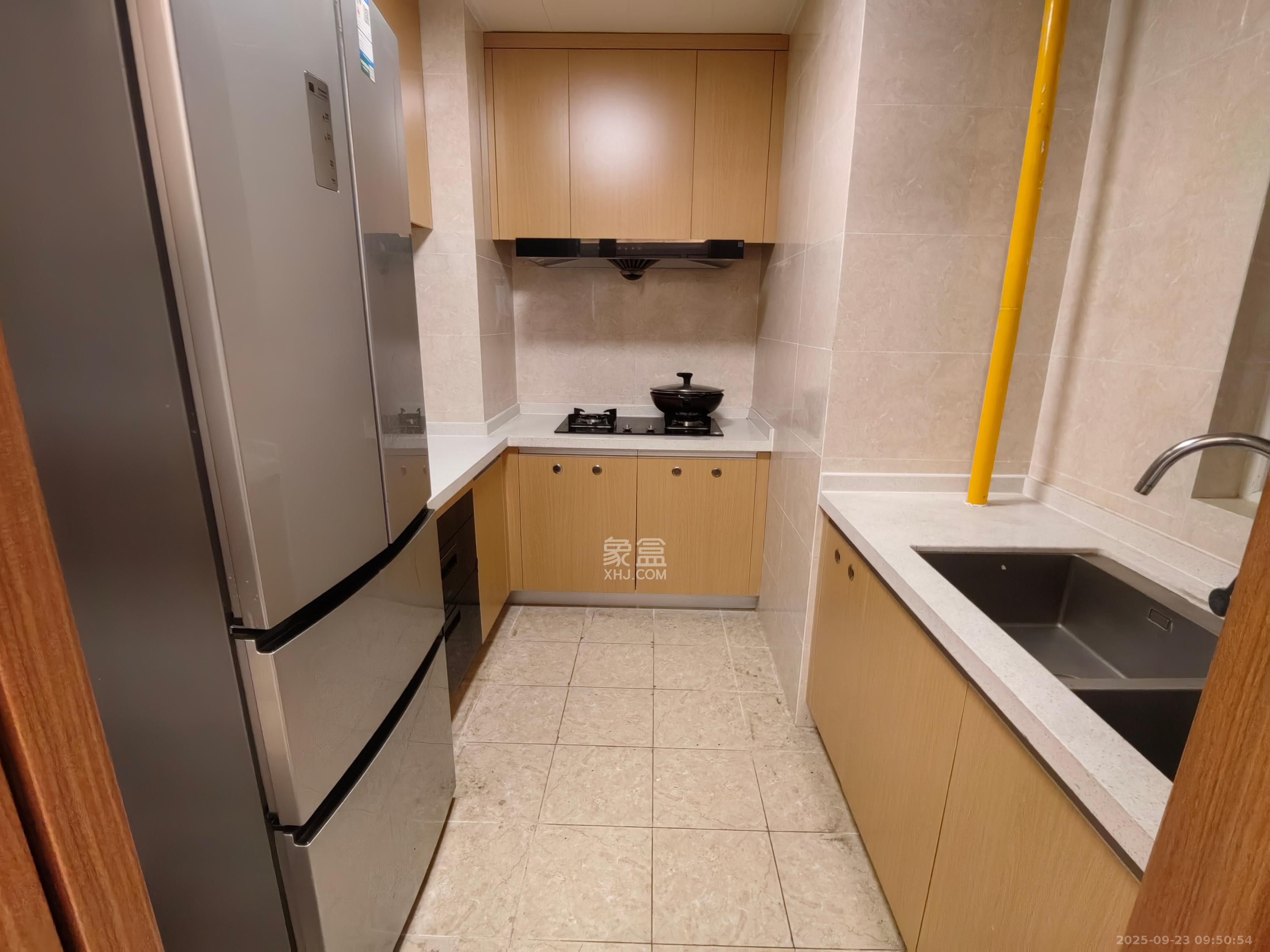 金科集美天辰 1室2厅1卫 2500.0元/月 金科集美天辰 1室2厅1卫 2500.0元/月室内图