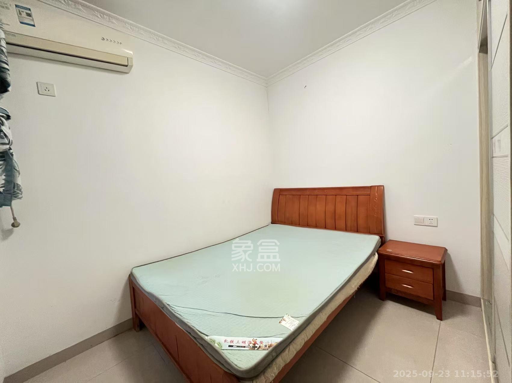 卓越蔚蓝城邦 3室2厅1卫 1700.0元/月 卓越蔚蓝城邦 3室2厅1卫 1700.0元/月室内图