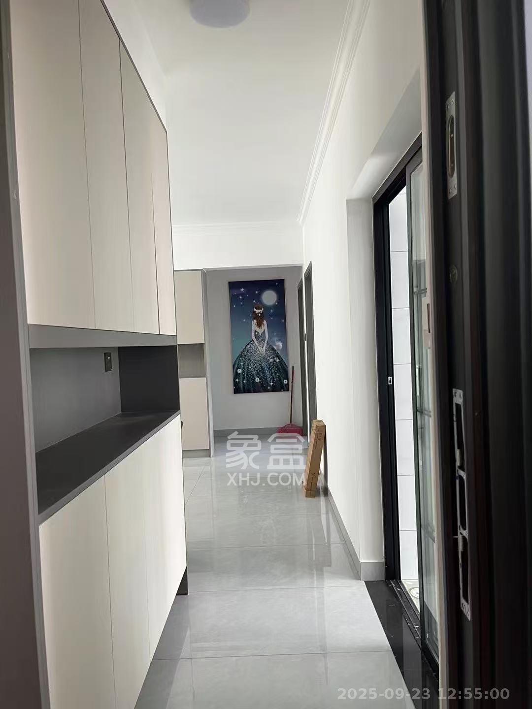 谷峰安置小区(惟德园) 3室2厅2卫 2700.0元/月 谷峰安置小区(惟德园) 3室2厅2卫 2700.0元/月室内图