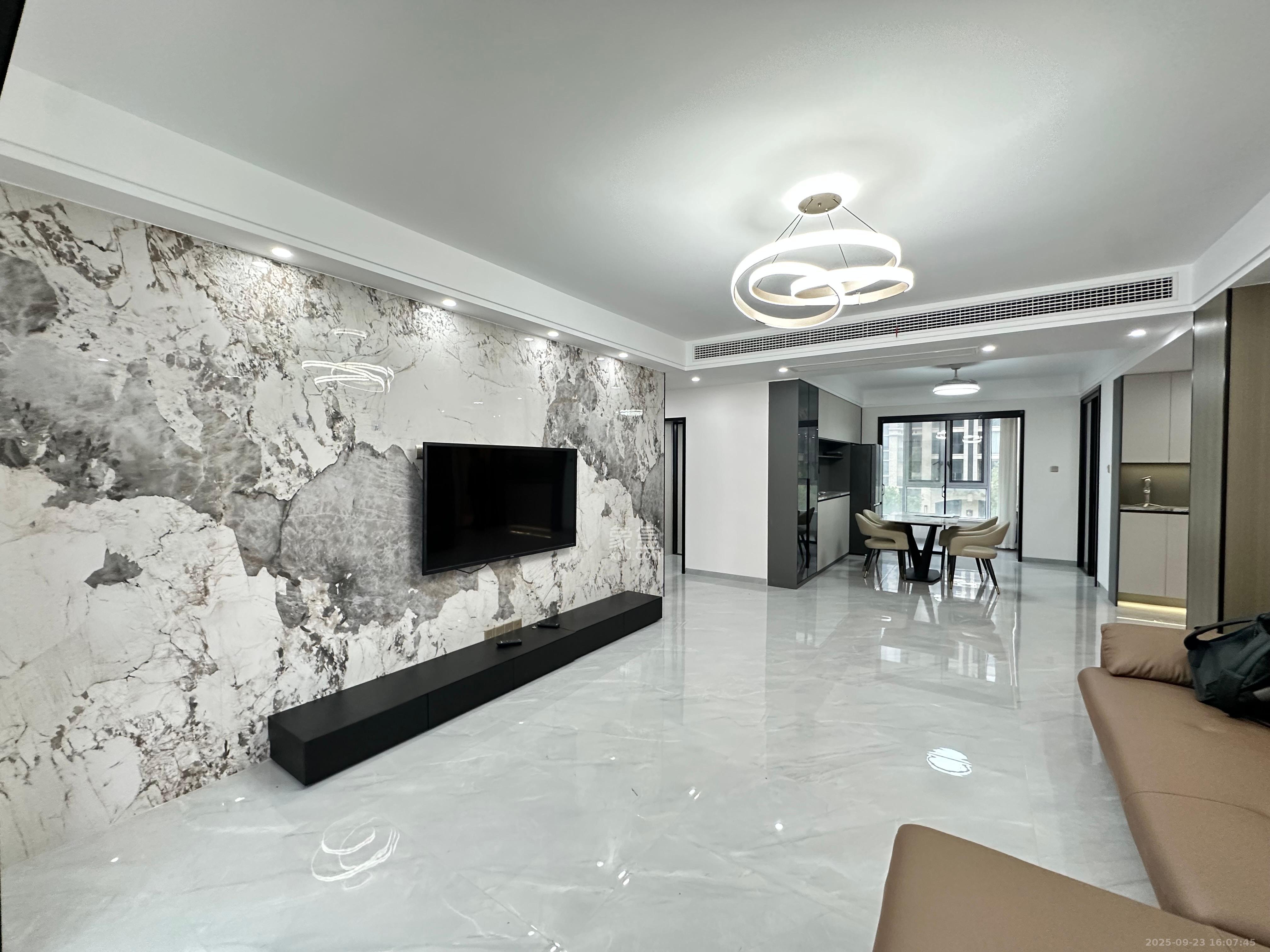 振业城四期 4室2厅2卫 5000.0元/月 振业城四期 4室2厅2卫 5000.0元/月室内图