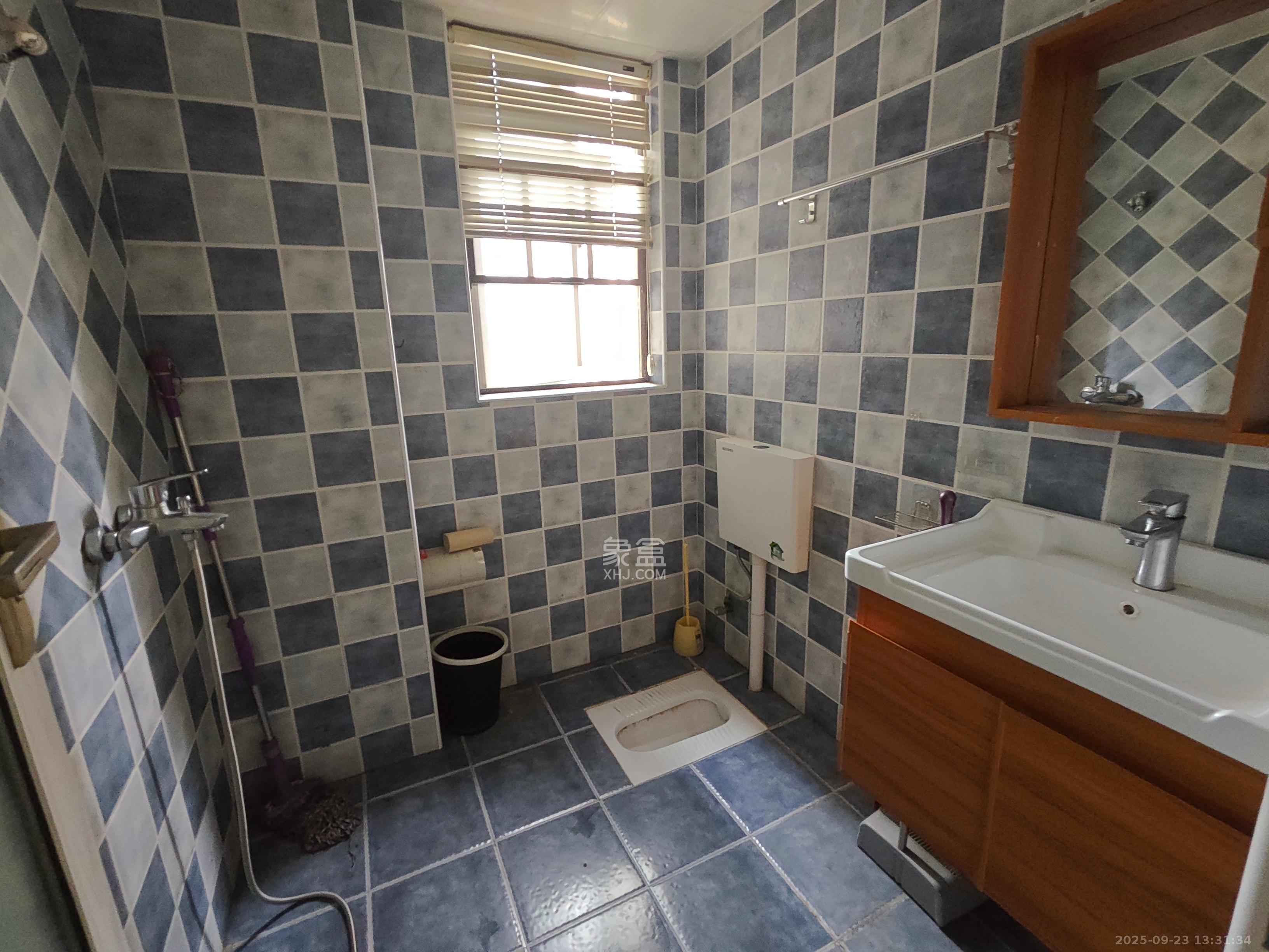 东宜兰园 1室1厅1卫 1900.0元/月 东宜兰园 1室1厅1卫 1900.0元/月室内图