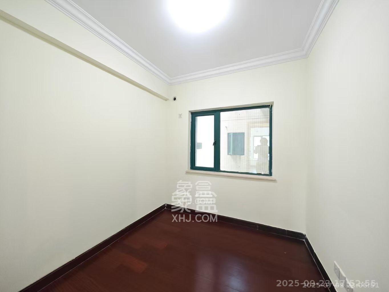 恒大城 4室2厅2卫 2600.0元/月 恒大城 4室2厅2卫 2600.0元/月室内图