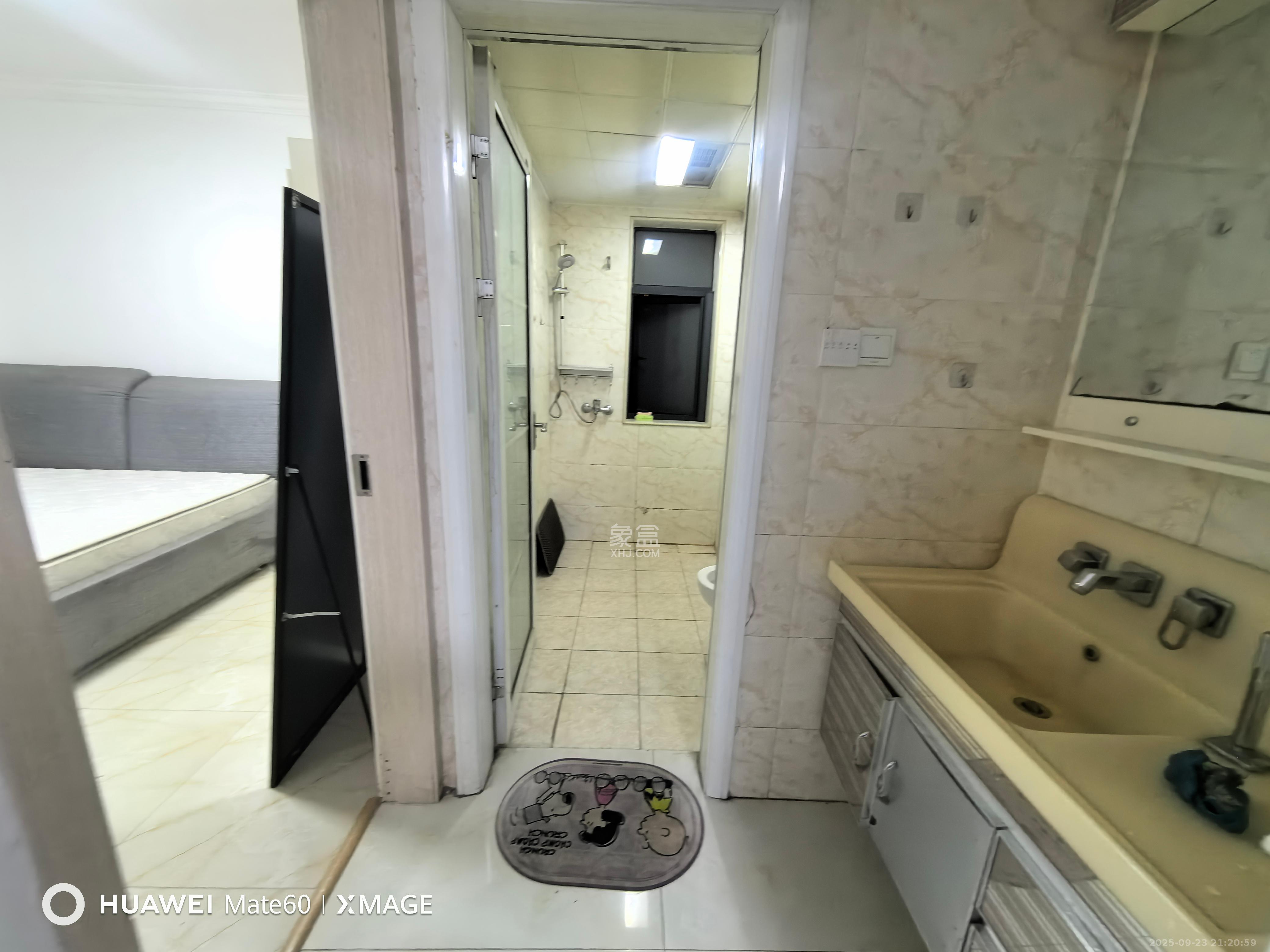 上峰苑(兰亭玥岛) 2室1厅1卫 1800.0元/月 上峰苑(兰亭玥岛) 2室1厅1卫 1800.0元/月室内图