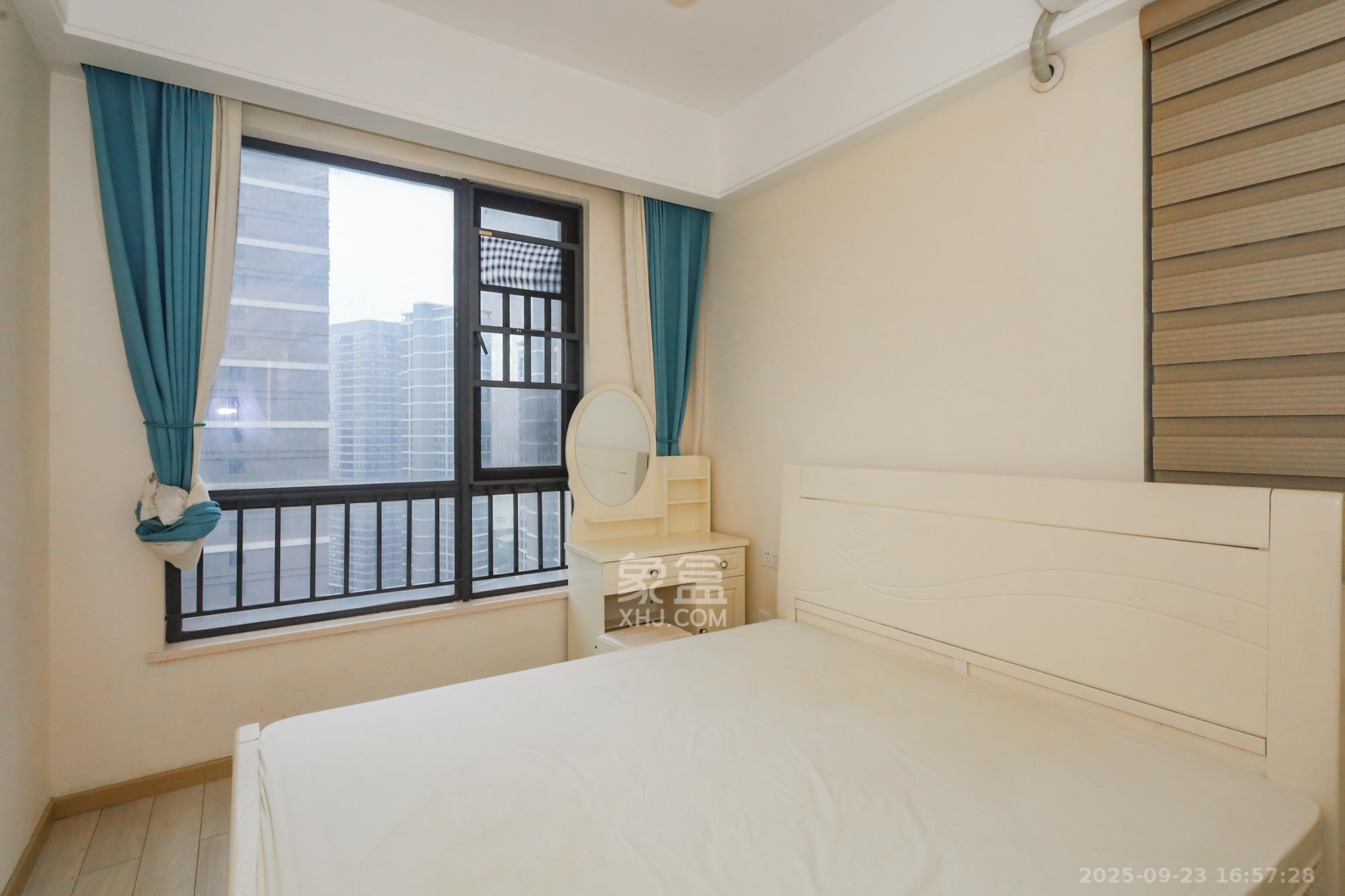 启迪协信中心  2室2厅1卫    68.0万 启迪协信中心  2室2厅1卫    68.0万卧室