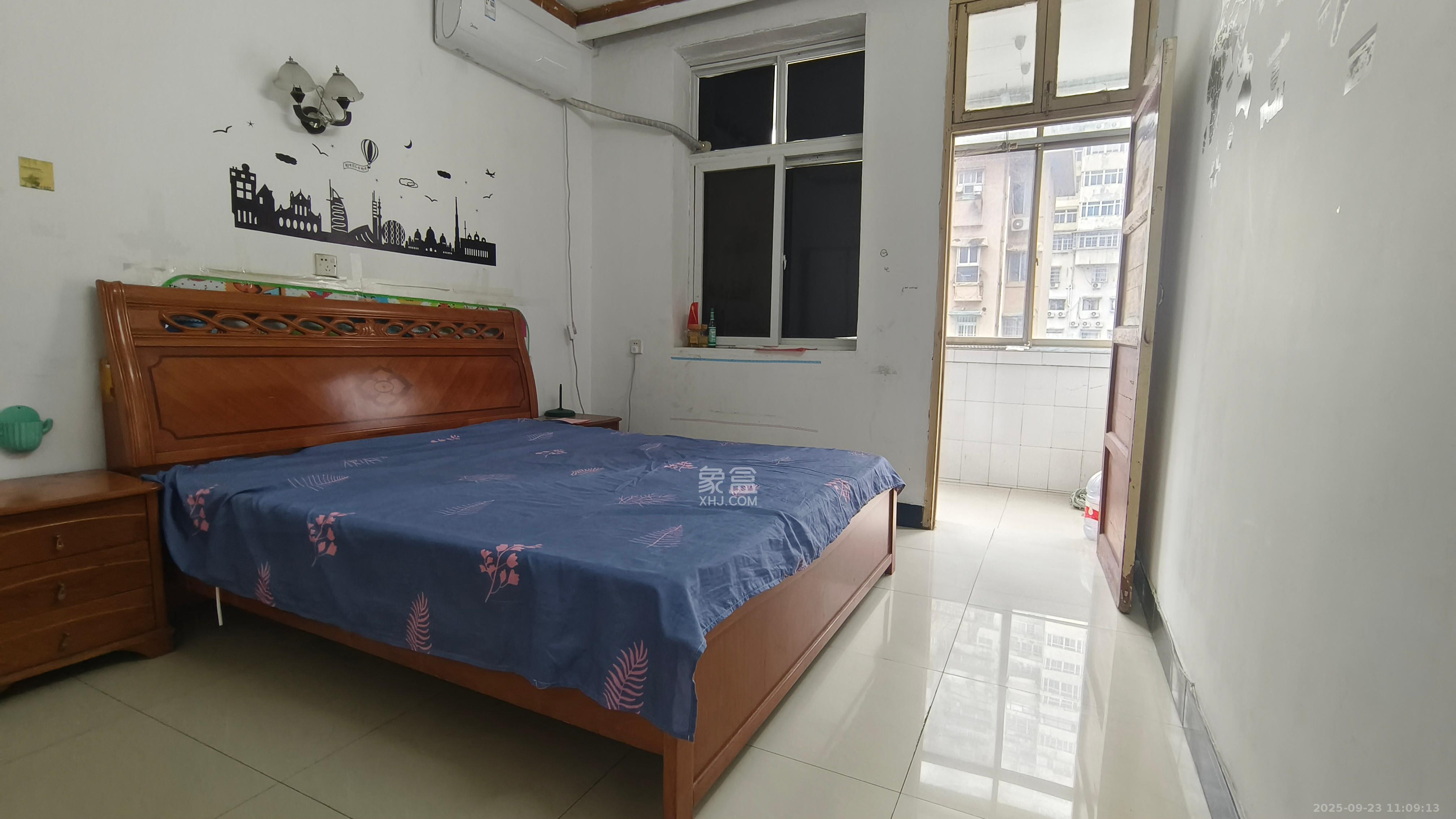 仰天湖二十三冶宿舍 2室1厅1卫 1400.0元/月 仰天湖二十三冶宿舍 2室1厅1卫 1400.0元/月室内图