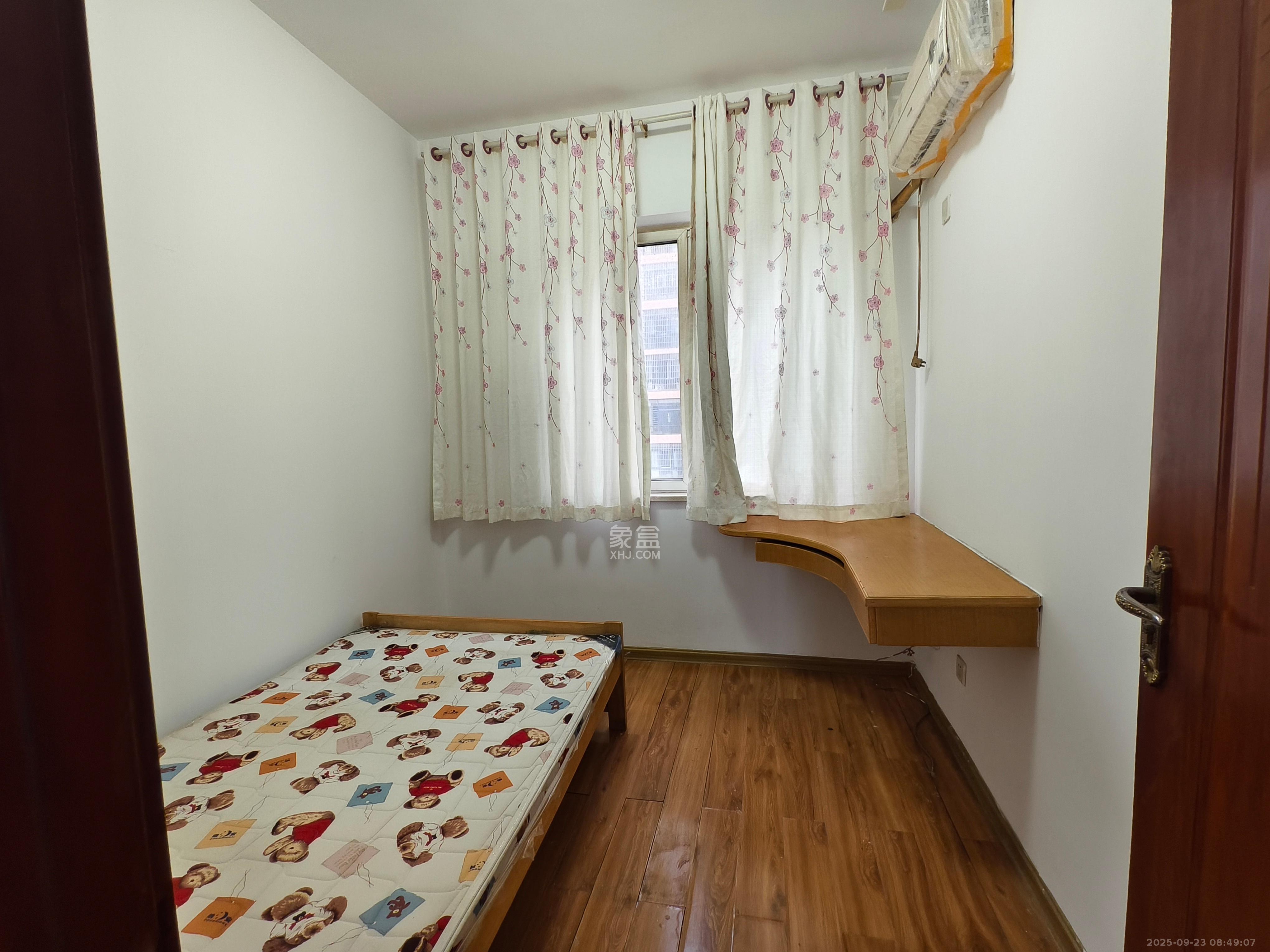 楚天世纪城东苑 3室2厅1卫 1500.0元/月 楚天世纪城东苑 3室2厅1卫 1500.0元/月室内图