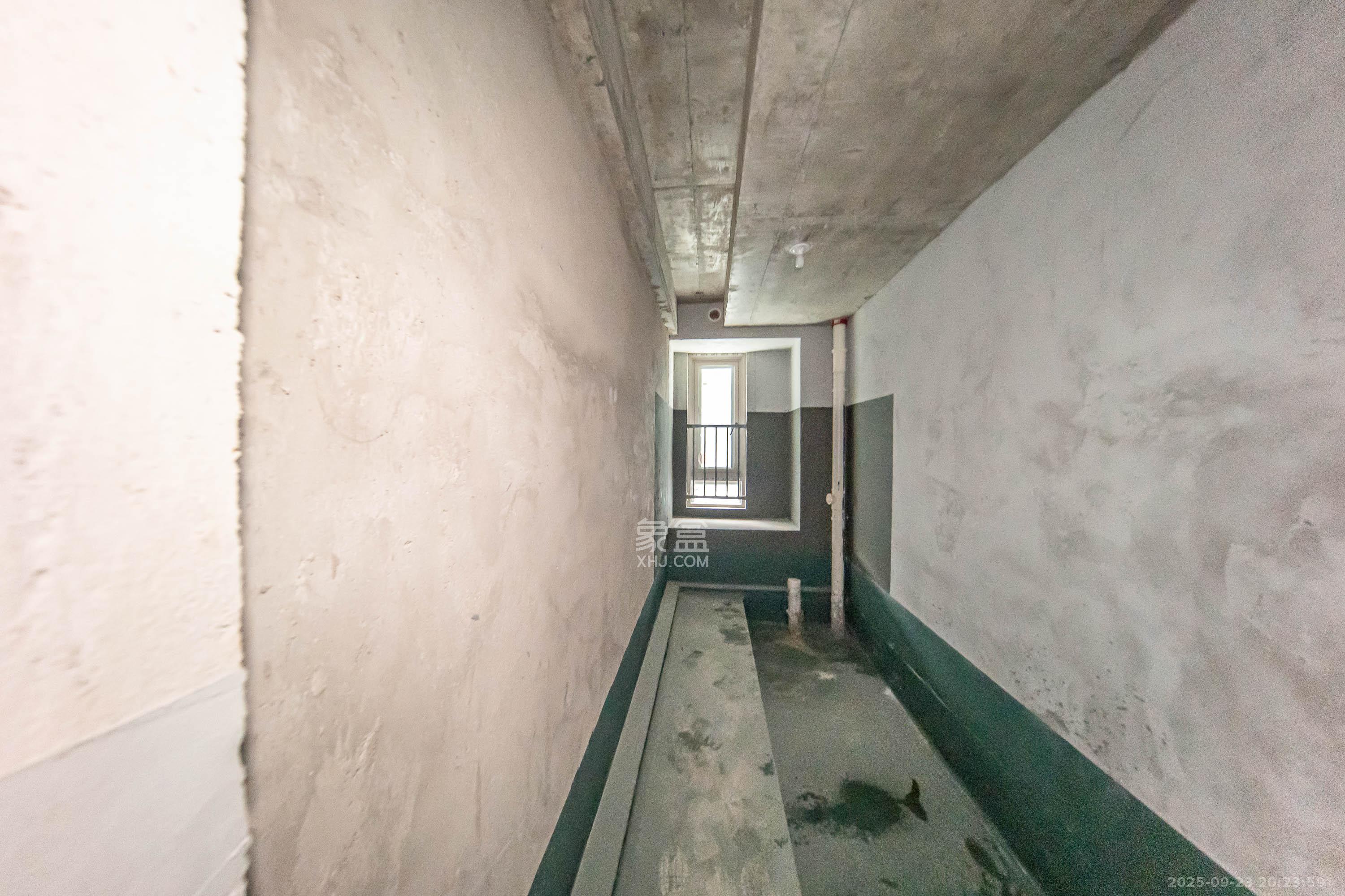 金茂长沙国际社区 6室3厅3卫 268.0万 金茂长沙国际社区 6室3厅3卫 268.0万卫生间