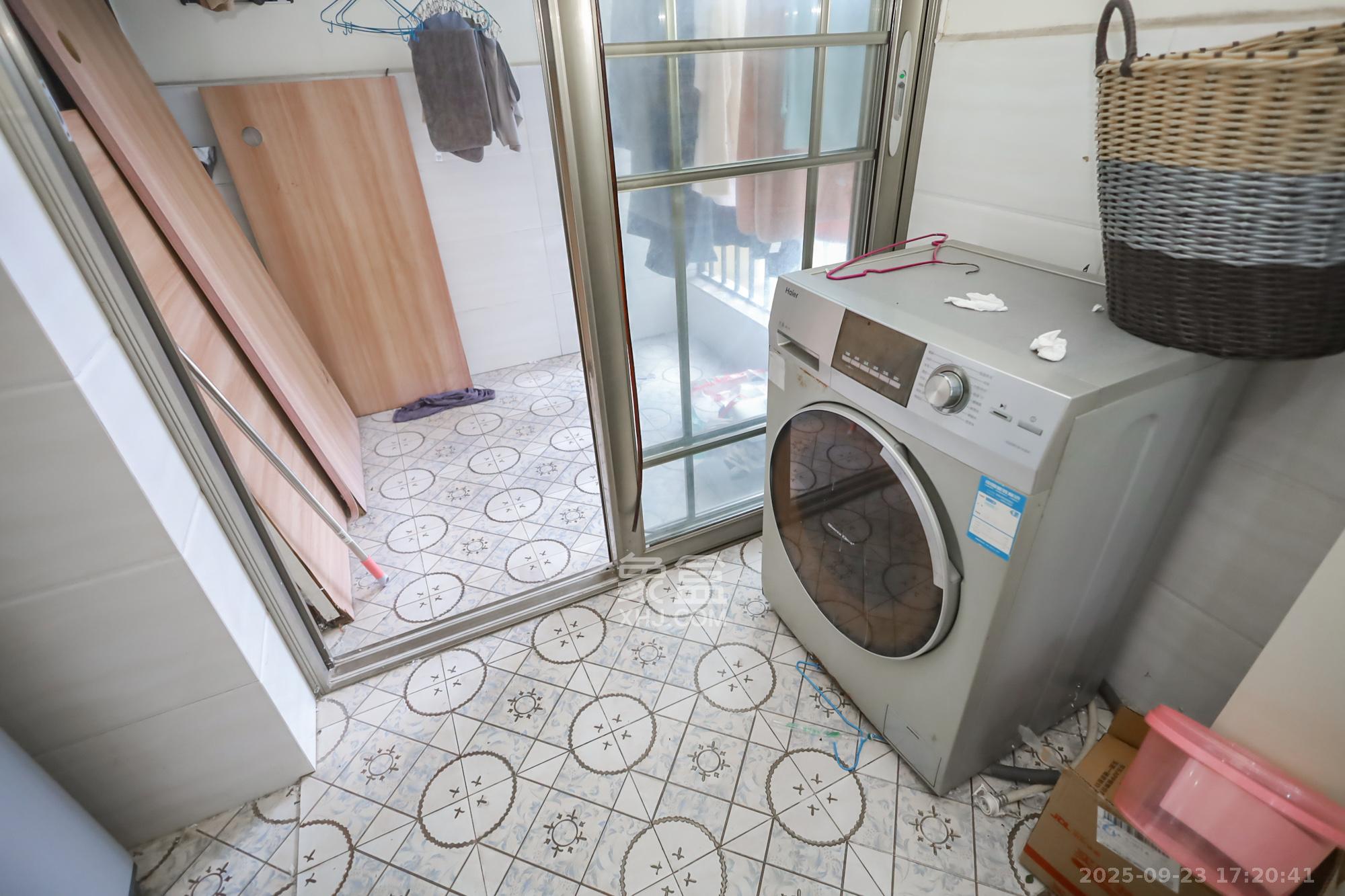 奥克斯广场  3室2厅2卫    105.0万 奥克斯广场  3室2厅2卫    105.0万其他