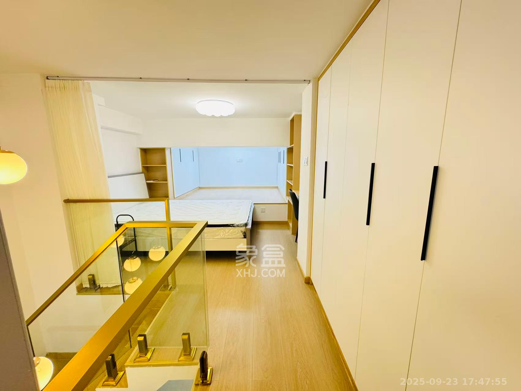 龙湖铂金岛 2室2厅1卫 2600.0元/月 龙湖铂金岛 2室2厅1卫 2600.0元/月室内图