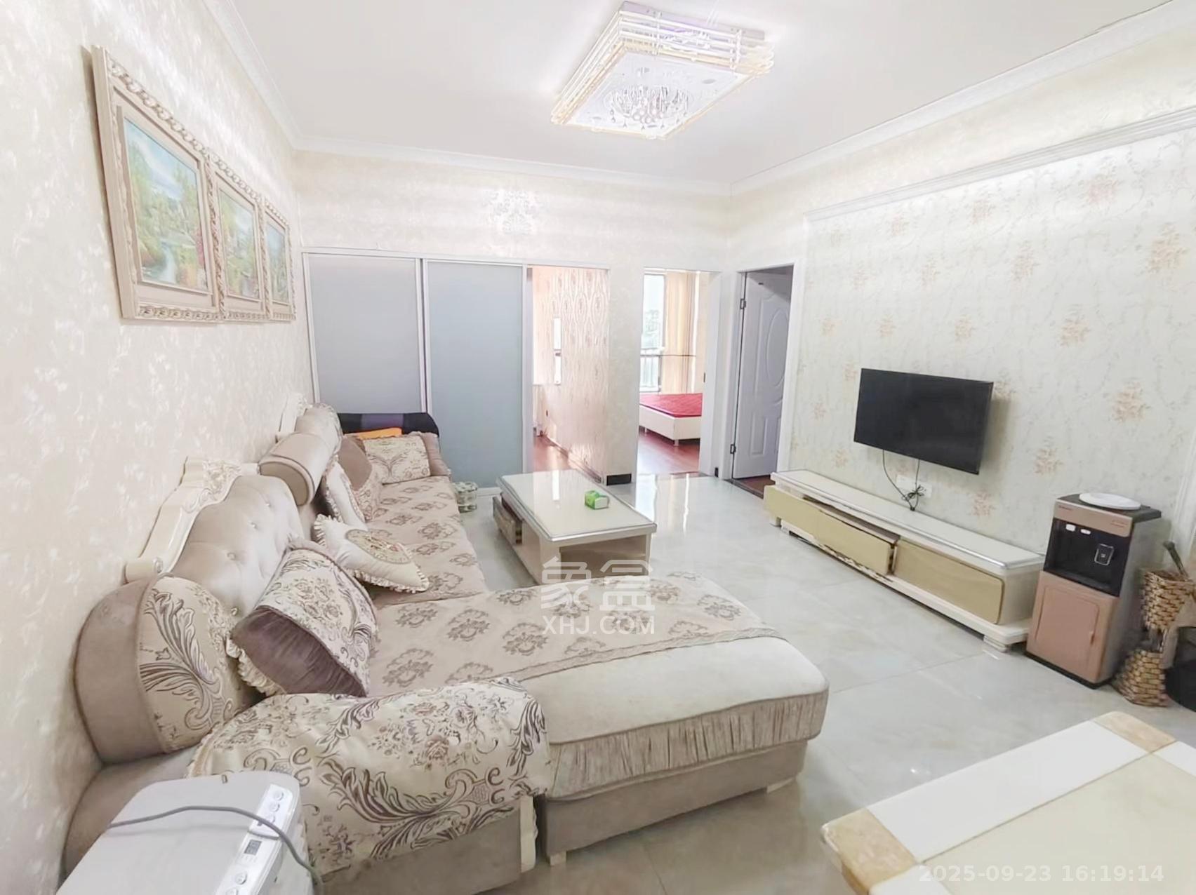 和庄 3室2厅1卫 1950.0元/月 和庄 3室2厅1卫 1950.0元/月室内图