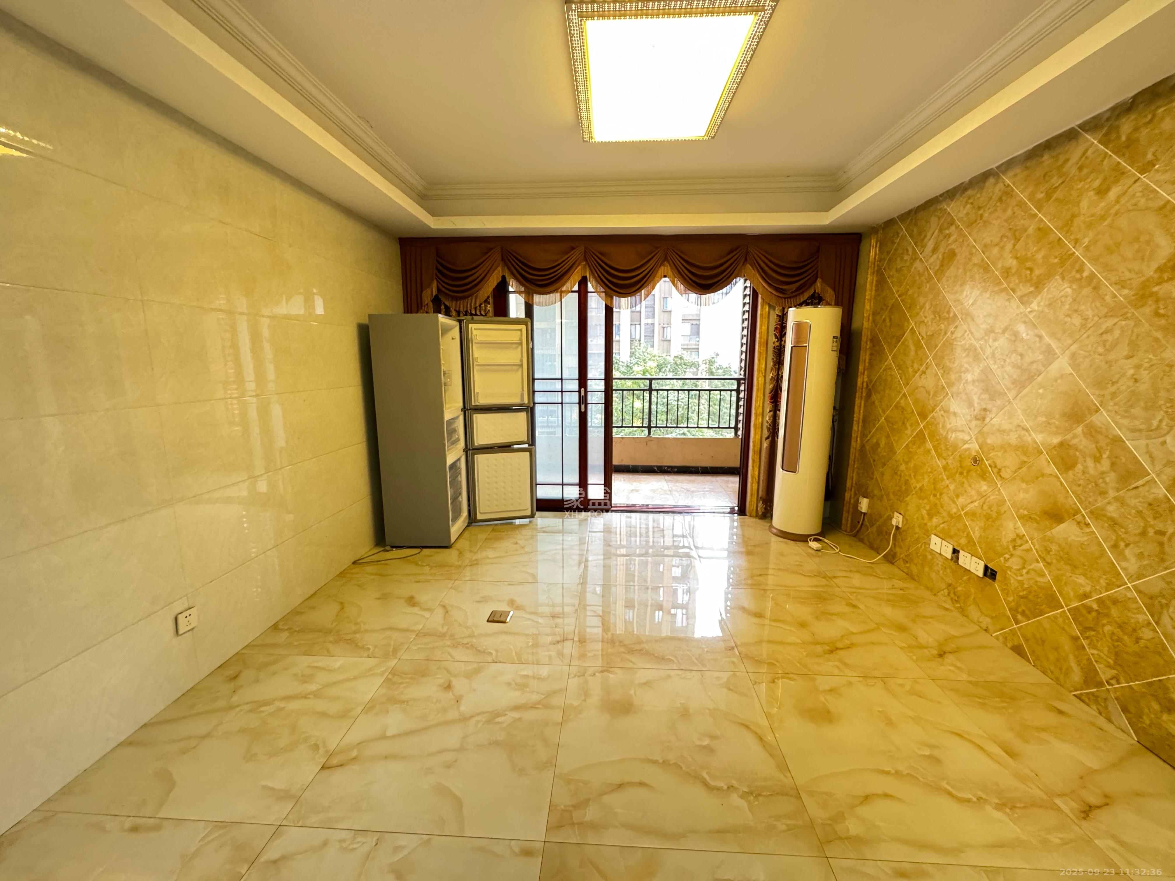 协信星澜汇 3室2厅2卫 2800.0元/月 协信星澜汇 3室2厅2卫 2800.0元/月室内图