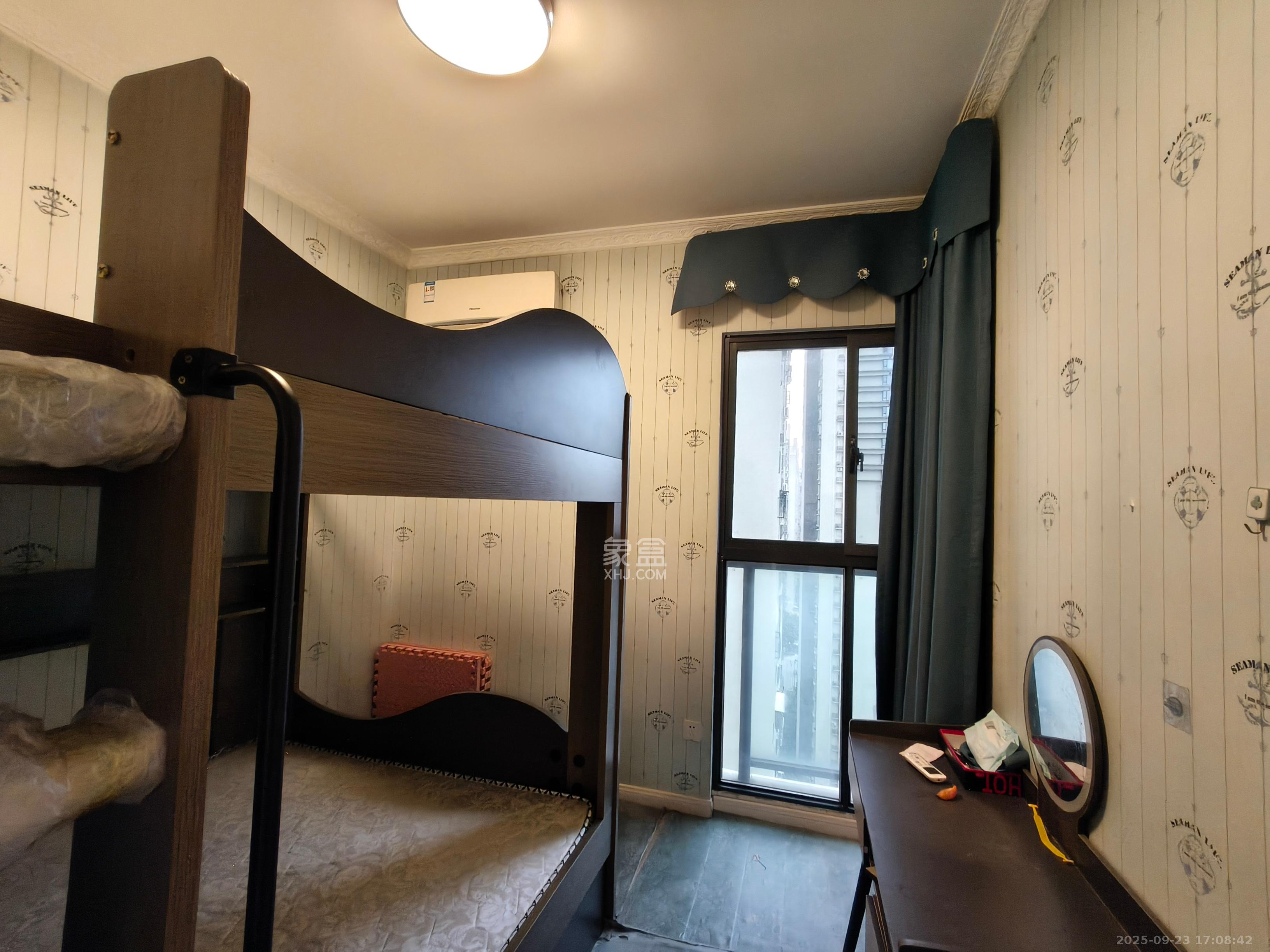 蓝山郡  2室2厅1卫    3200.0元/月 蓝山郡  2室2厅1卫    3200.0元/月室内图