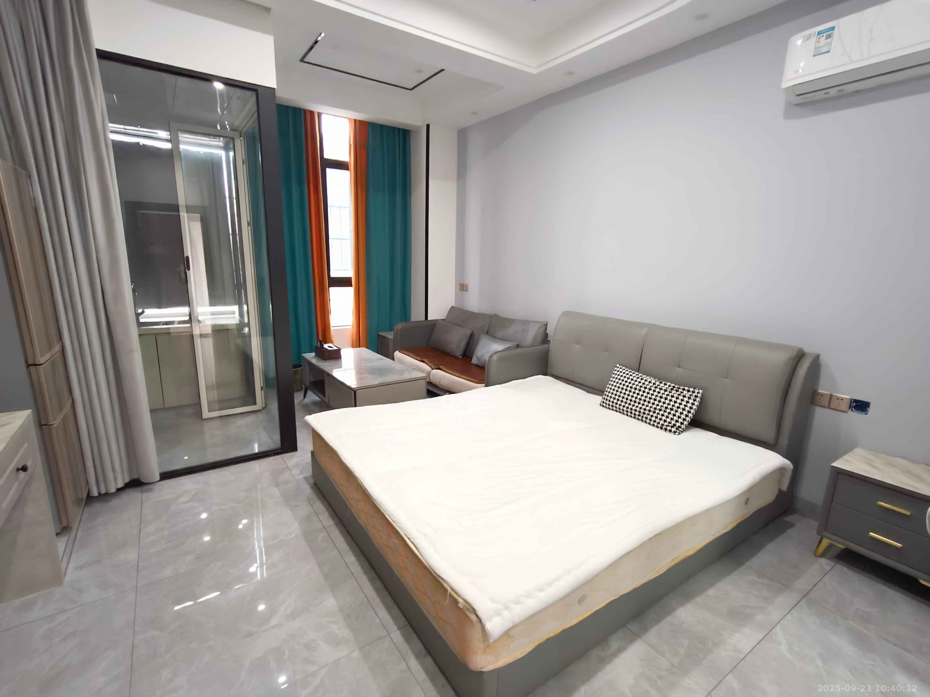 欣积福湾七期 1室1厅1卫 1100.0元/月 欣积福湾七期 1室1厅1卫 1100.0元/月室内图