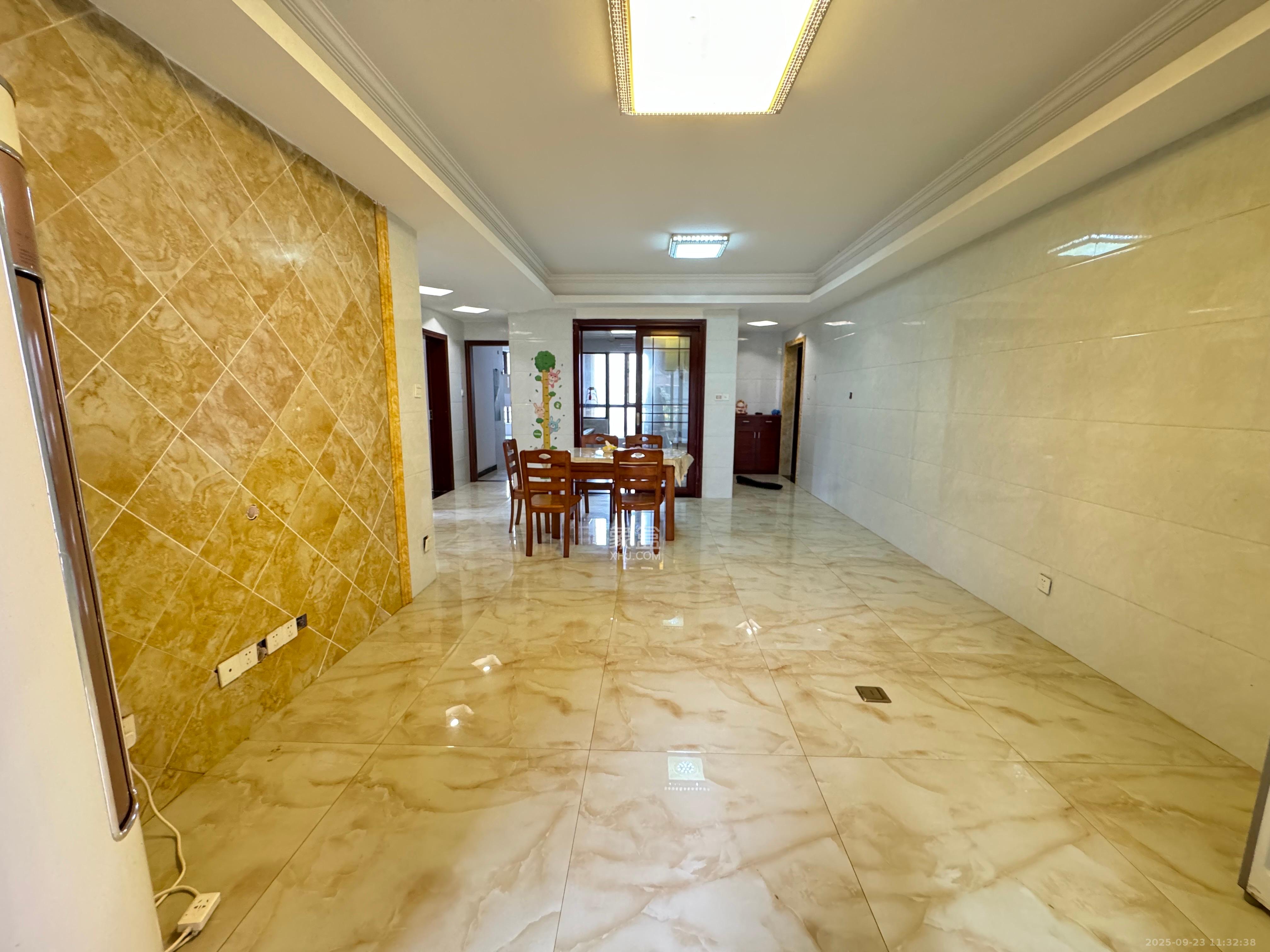 协信星澜汇 3室2厅2卫 2800.0元/月 协信星澜汇 3室2厅2卫 2800.0元/月室内图