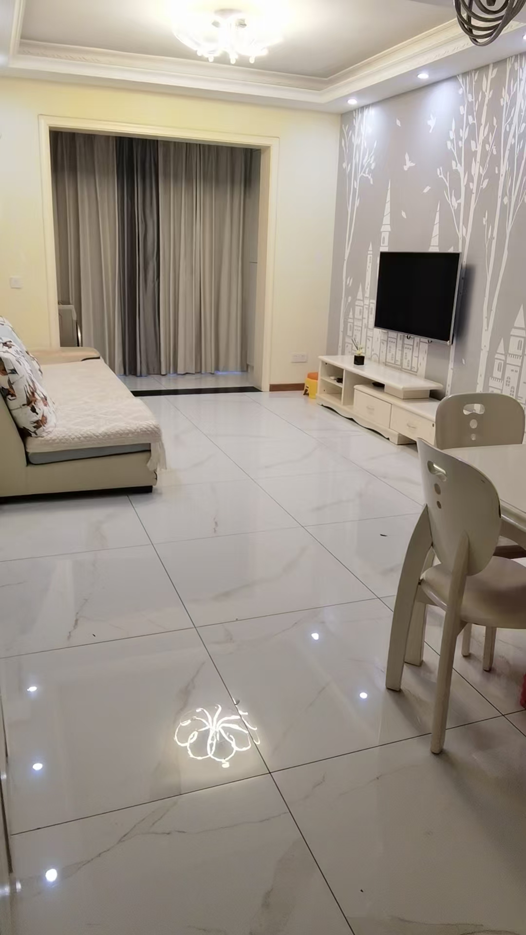 雄森国际  1室1厅1卫    1800.0元/月户型图