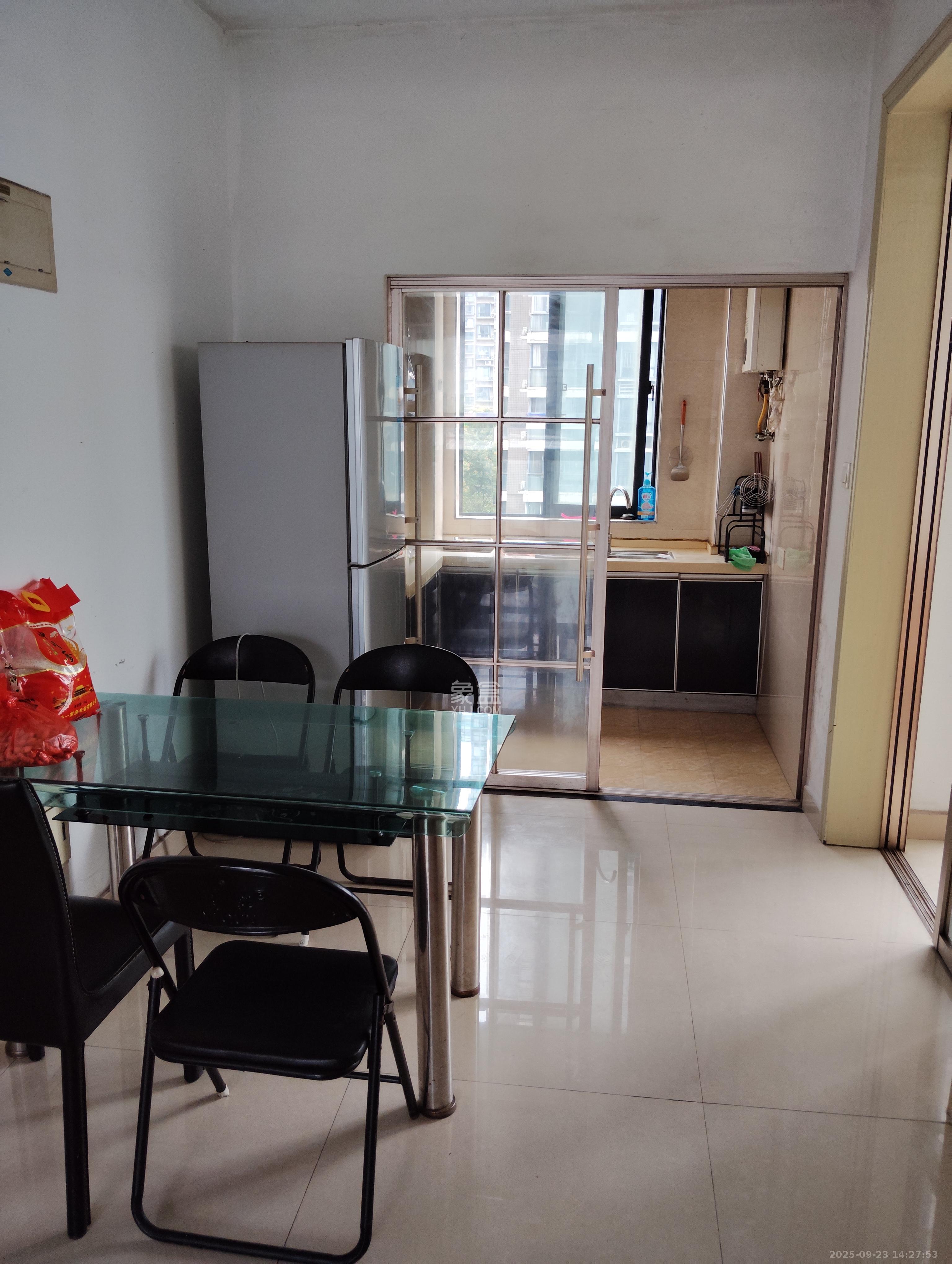 湘江世纪城悦江苑 3室2厅1卫 1850.0元/月 湘江世纪城悦江苑 3室2厅1卫 1850.0元/月室内图