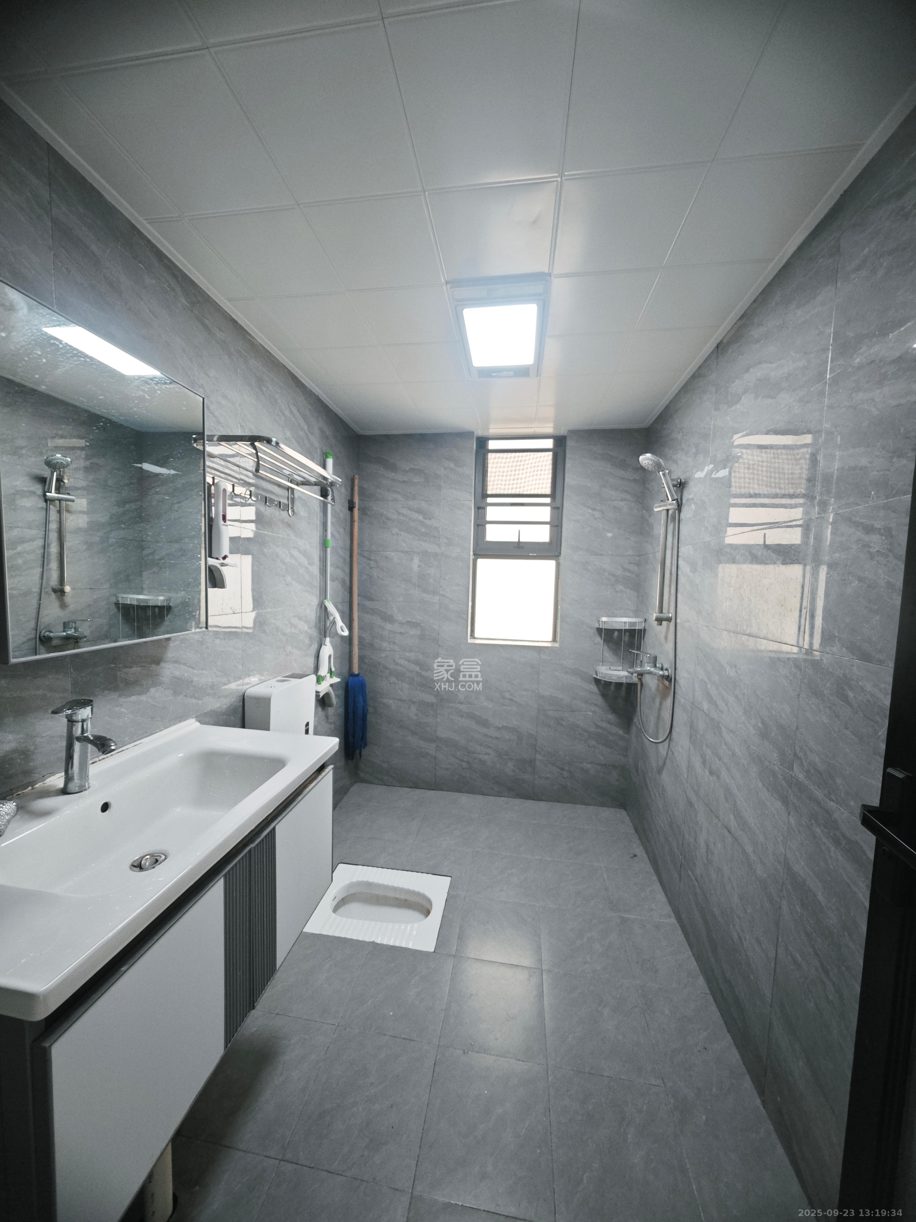 五矿万境水岸 3室2厅2卫 1700.0元/月 五矿万境水岸 3室2厅2卫 1700.0元/月室内图