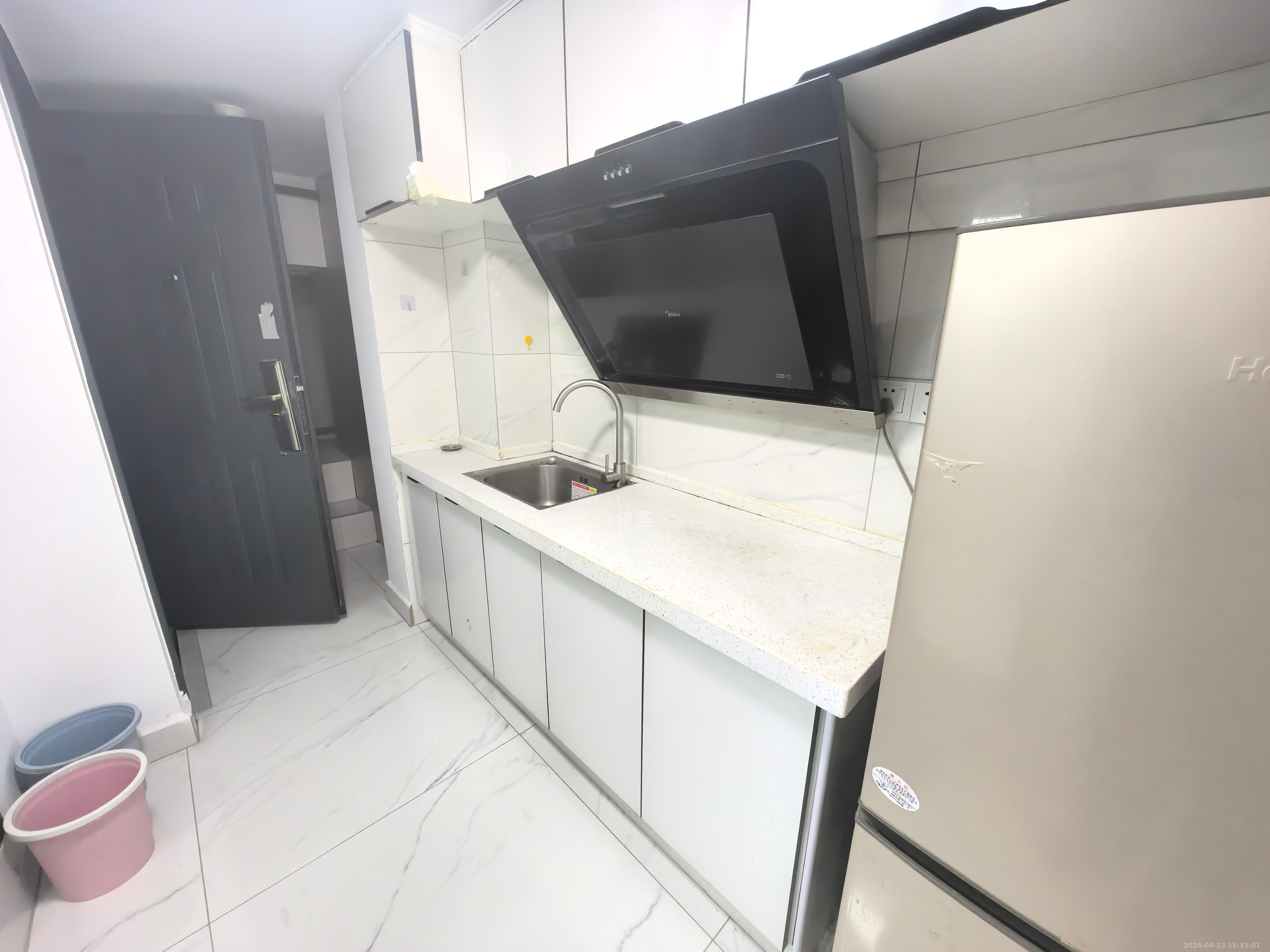 龙湖湘江星座(祺鑫星座公寓) 1室1厅1卫 1200.0元/月 龙湖湘江星座(祺鑫星座公寓) 1室1厅1卫 1200.0元/月室内图